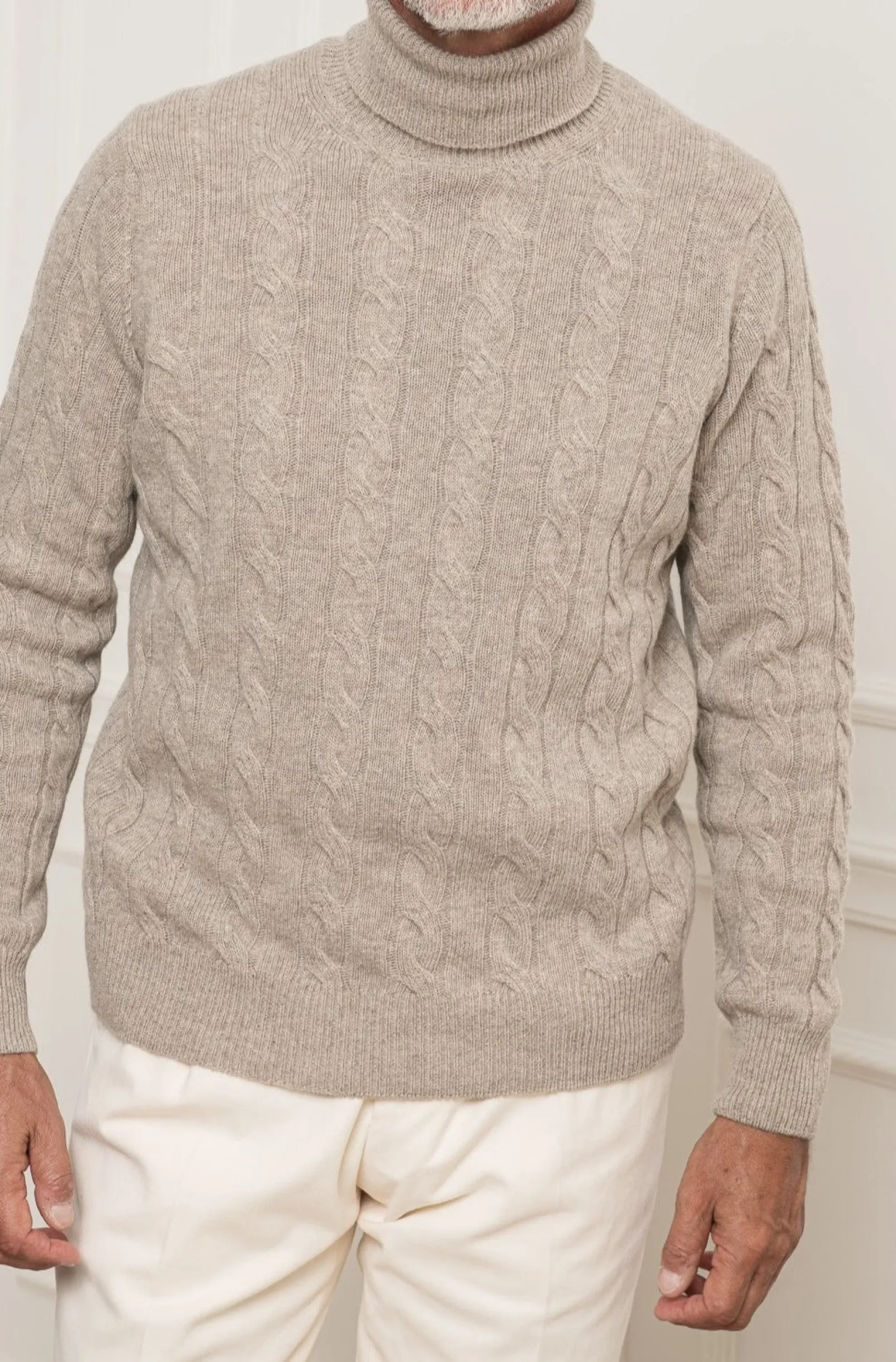 beige_cable_knit_turtlene_1.webp Beige cable knit turtleneck – Made in Italy