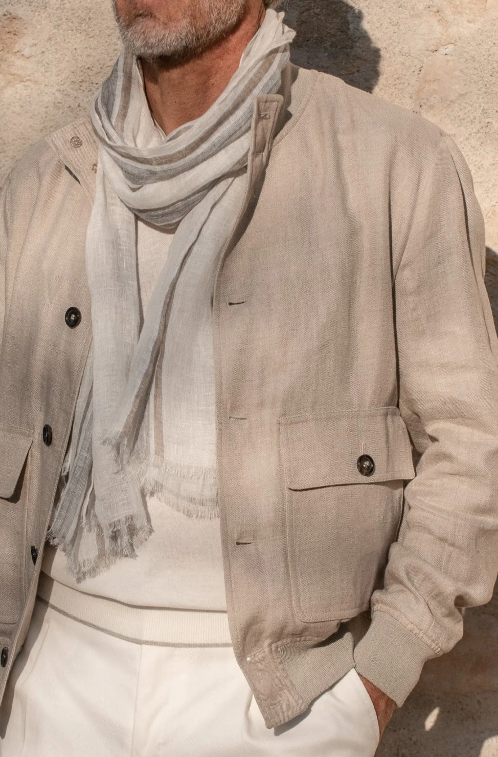 beige_linen_bomber_jacket_2.webp Beige linen bomber jacket – Made in Italy