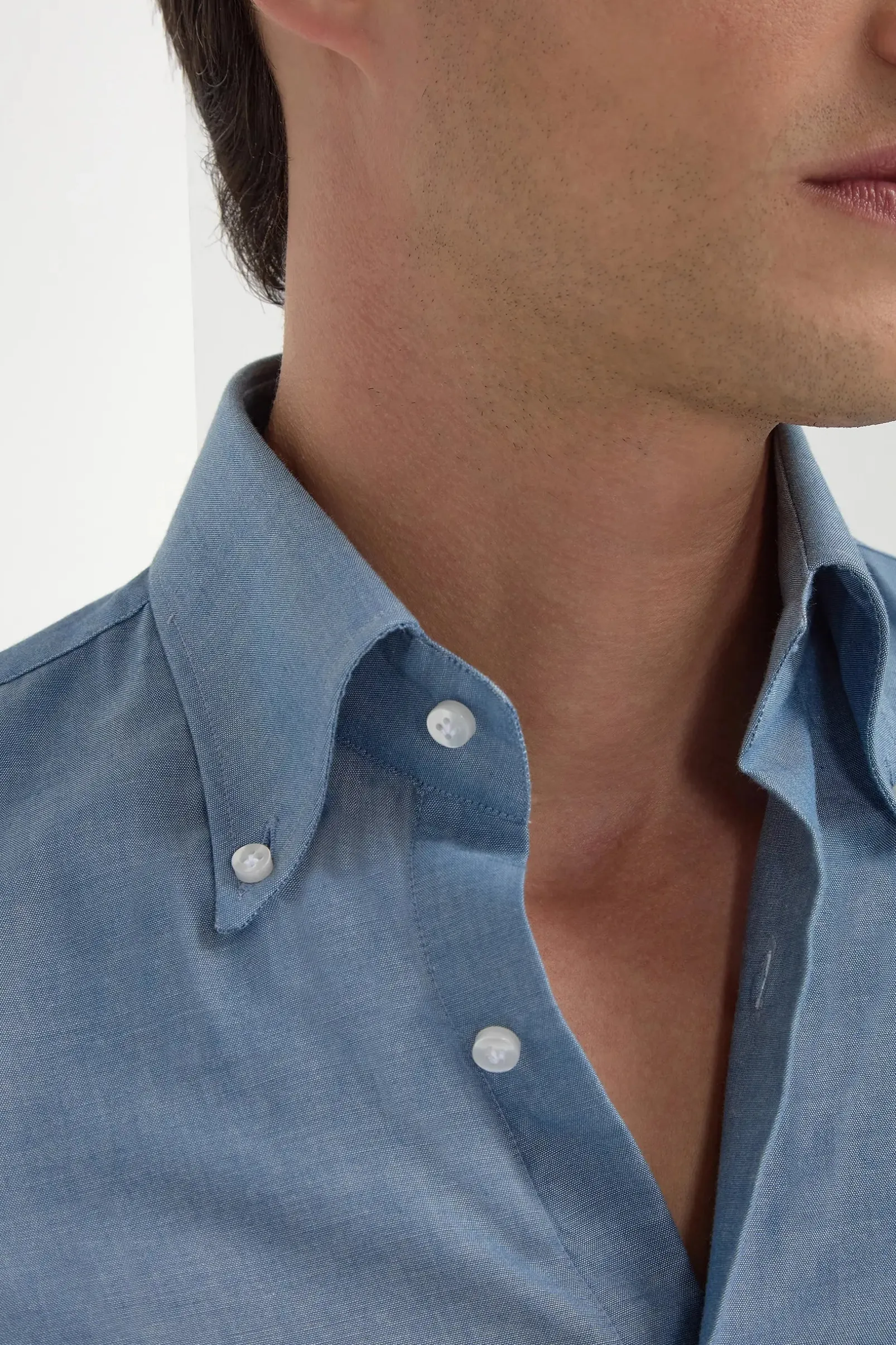 blue_chambray_button_down_1.webp Blue chambray button down shirt - Made in Italy