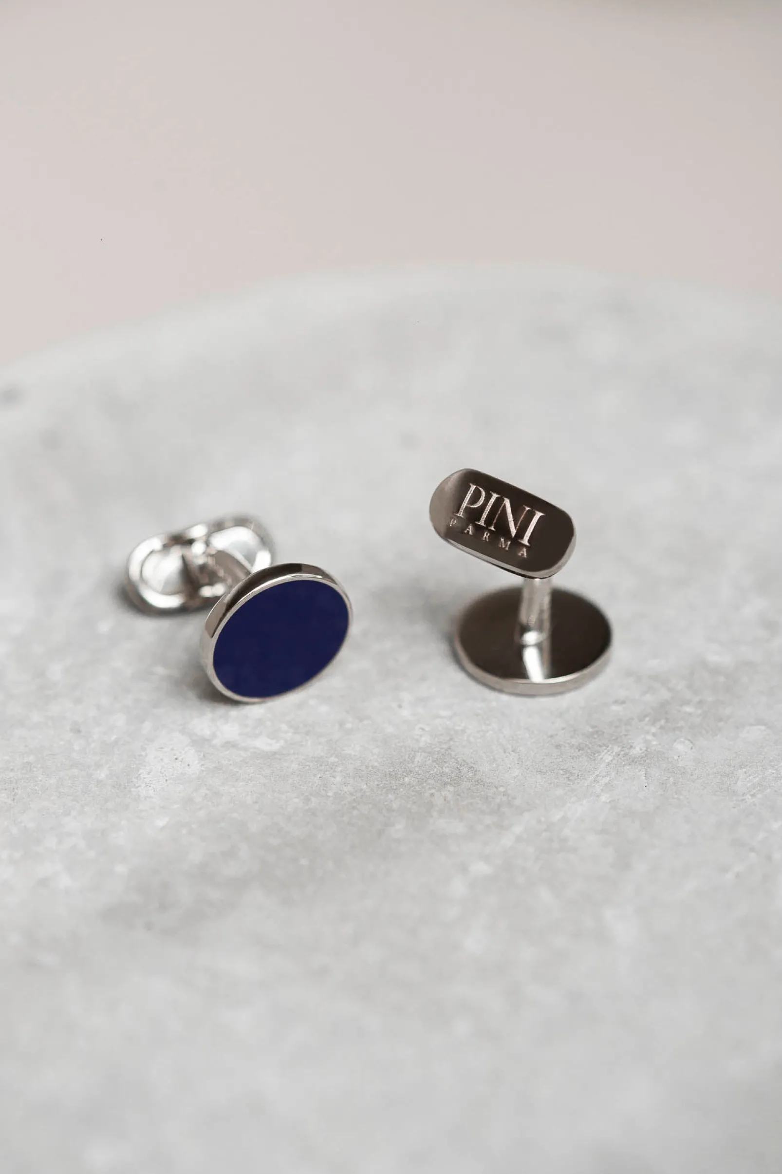 blue_cufflinks__made_in_i_2.webp Blue cufflinks - Made in Italy