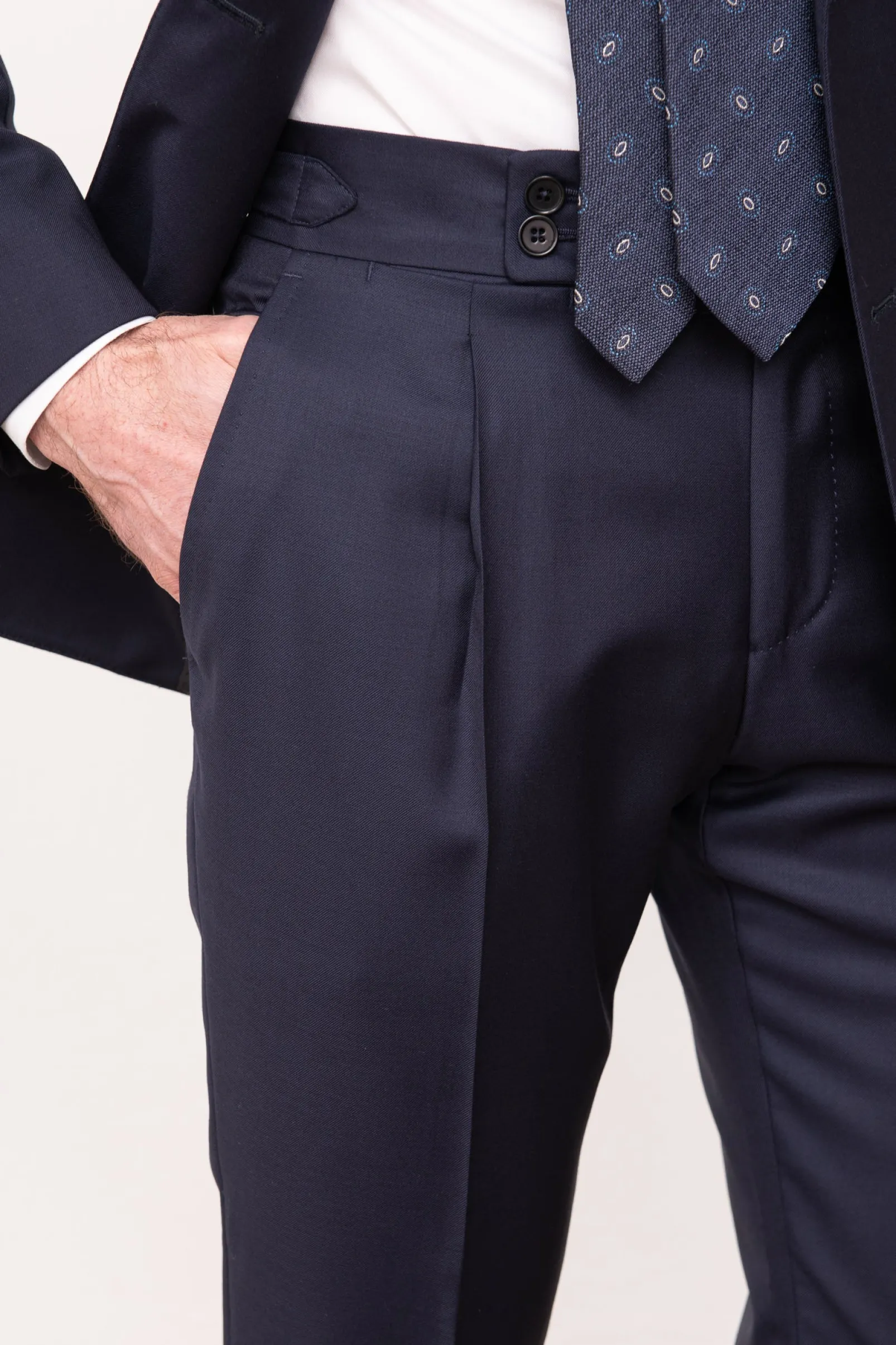 blue_double_breasted_suit_2.webp Blue double breasted suit - Made in Italy