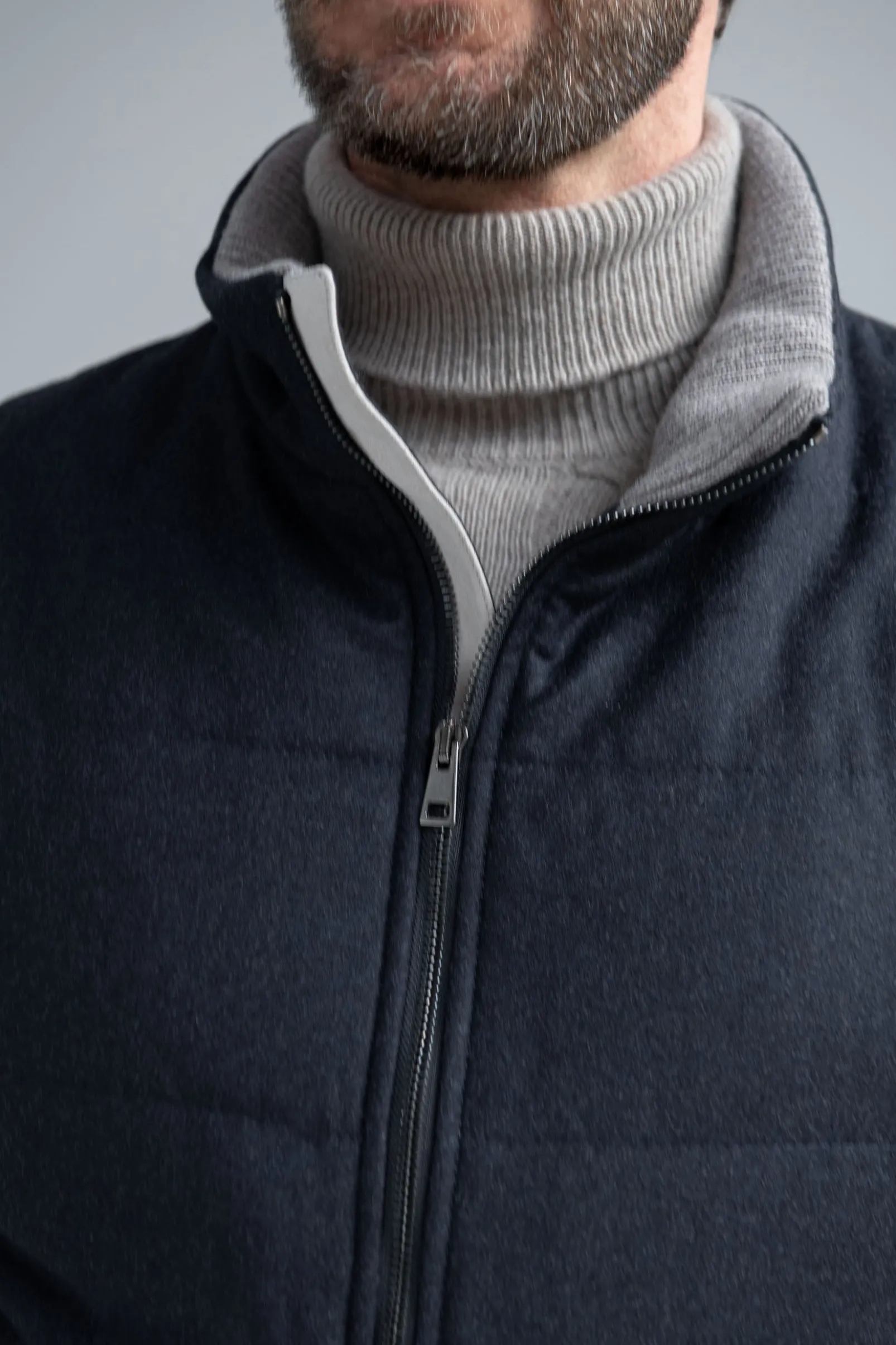 blue_down_vest_in_wool__c_1.webp Blue down vest in wool & cashmere – Made in Italy