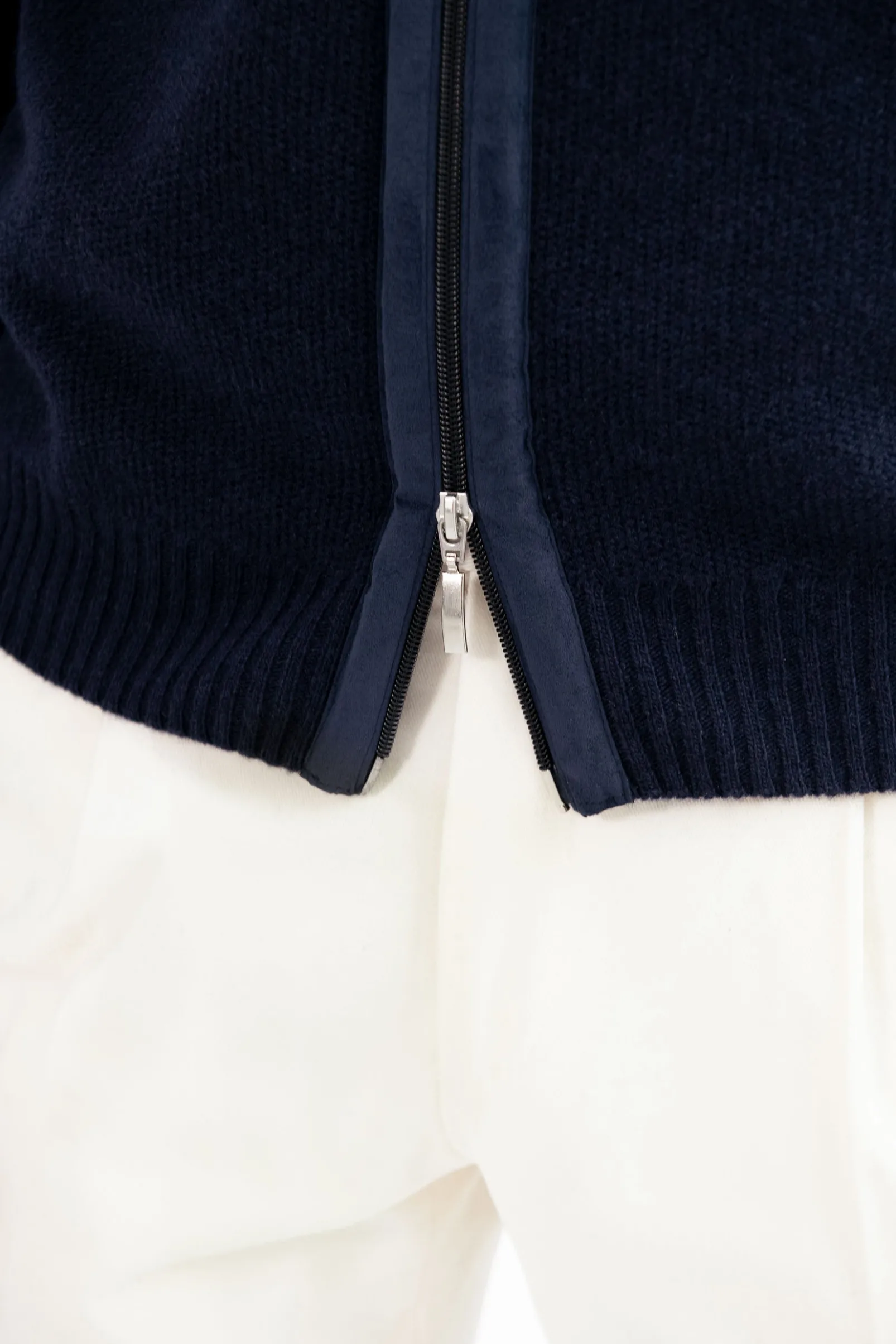 blue_honeycomb_cashmere_b_1.webp Blue honeycomb cashmere blend full zip – Made in Italy