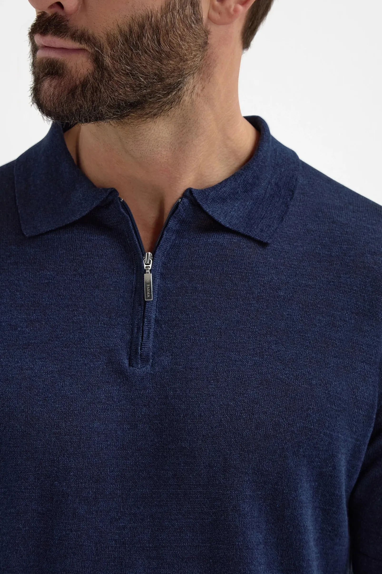 blue_linen_and_cotton_zip_1.webp Blue linen and cotton zipped polo - Made in Italy