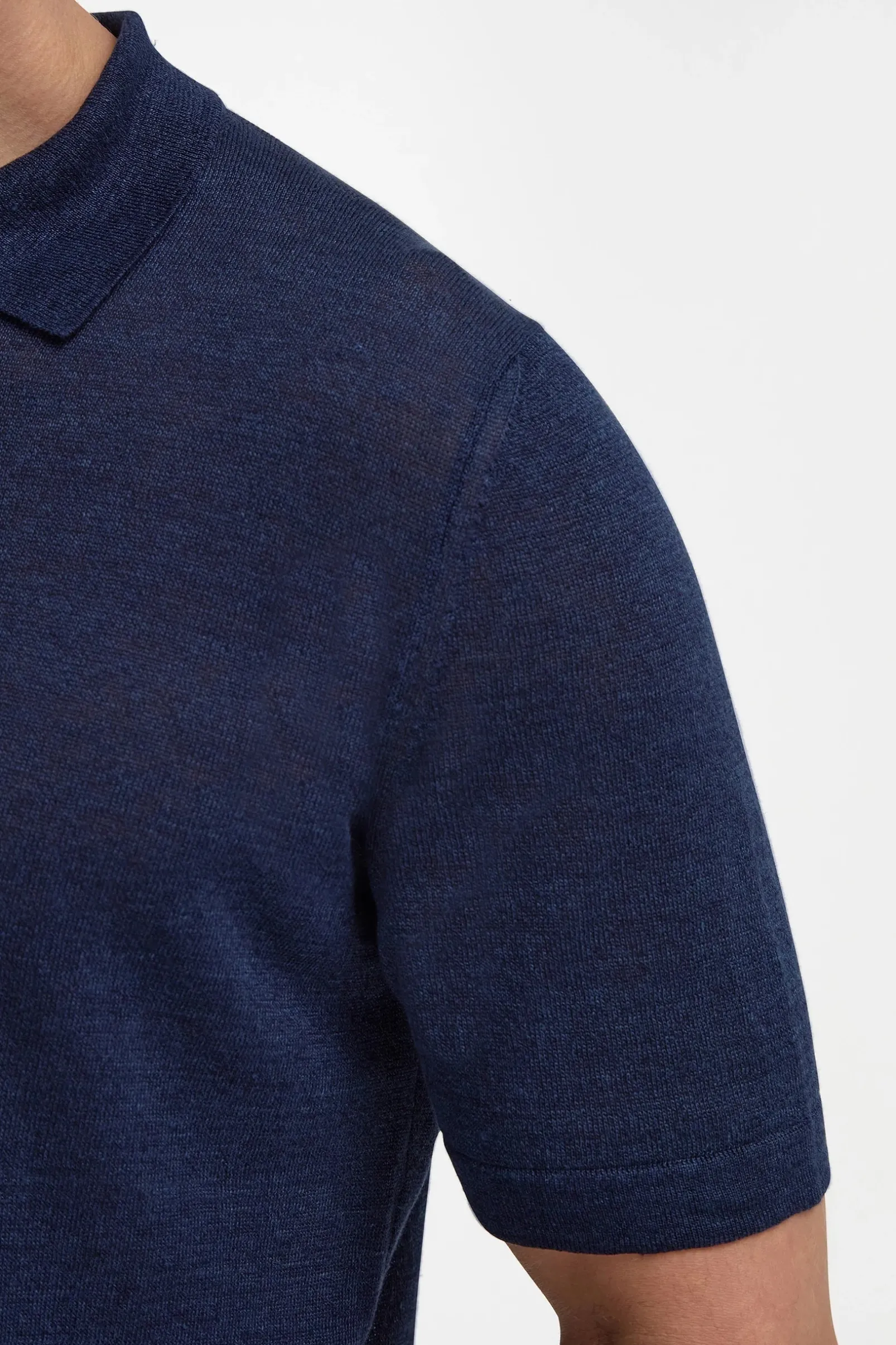 blue_linen_and_cotton_zip_2.webp Blue linen and cotton zipped polo - Made in Italy