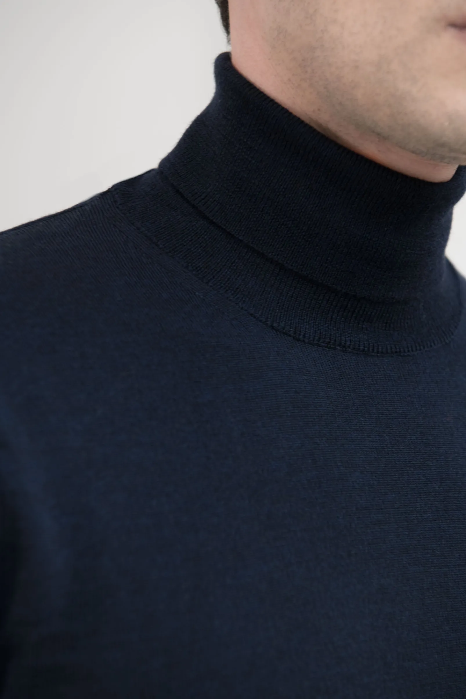blue_merino_turtleneck__m_1.webp Blue Merino Turtleneck – Made in Italy