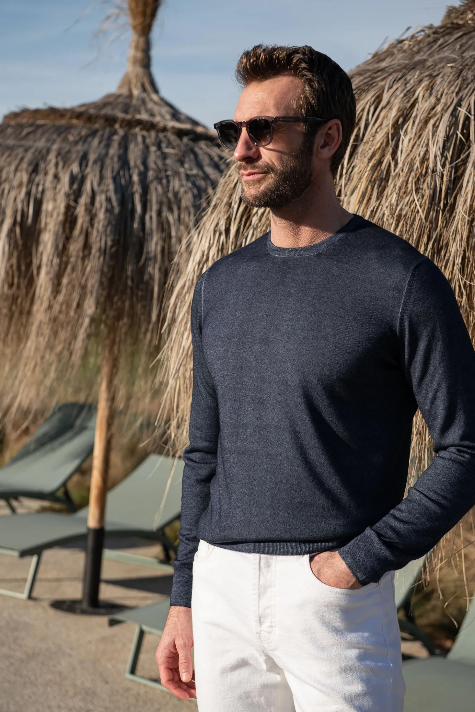 blue_superlight_cashmere__0.webp Blue superlight cashmere round neck – Made in italy