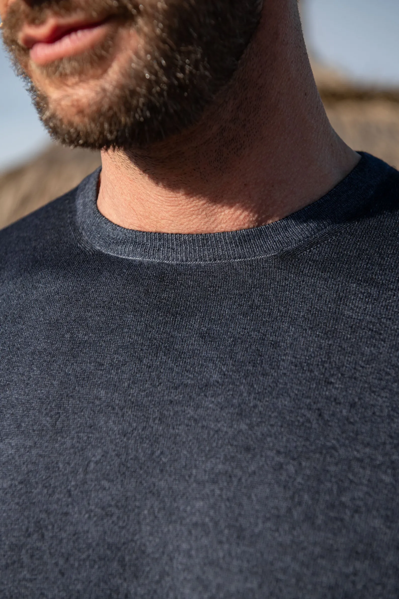 blue_superlight_cashmere__3.webp Blue superlight cashmere round neck – Made in italy