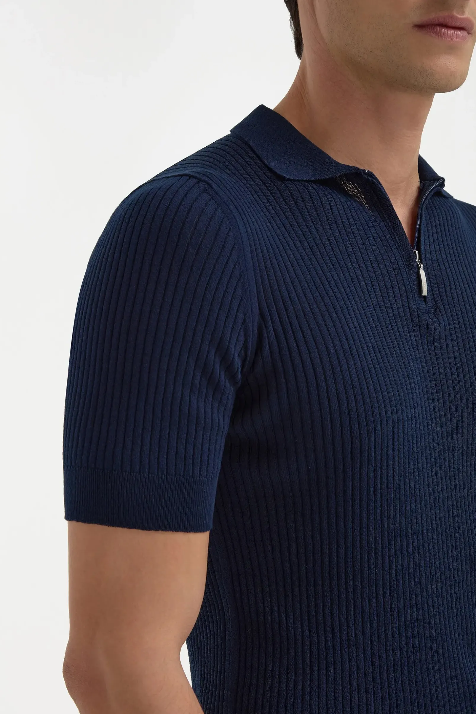 blue_thin_rib_zipped_polo_3.webp Blue thin rib zipped polo - Made in Italy