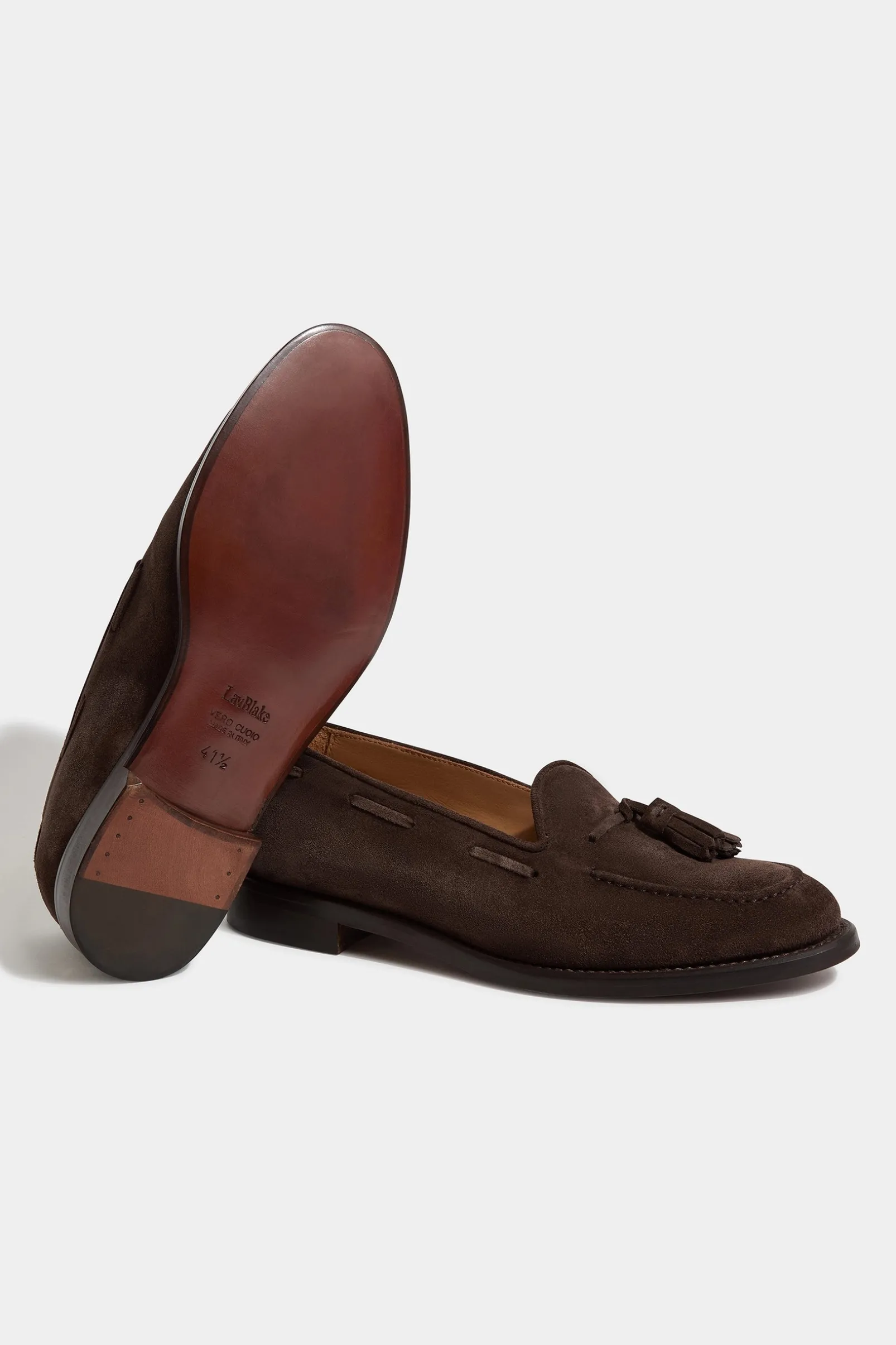 brown_suede_tassel_loafer_1.webp Brown suede tassel loafers - Made In Italy