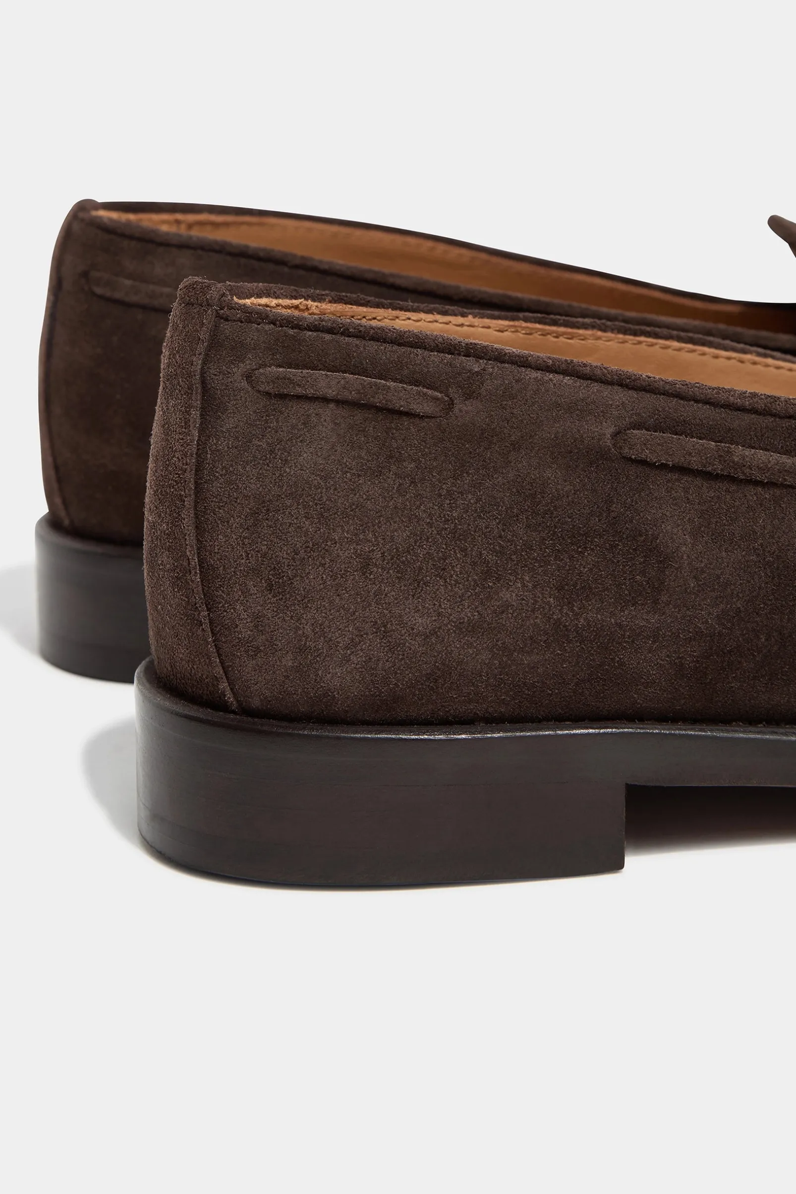 brown_suede_tassel_loafer_3.webp Brown suede tassel loafers - Made In Italy