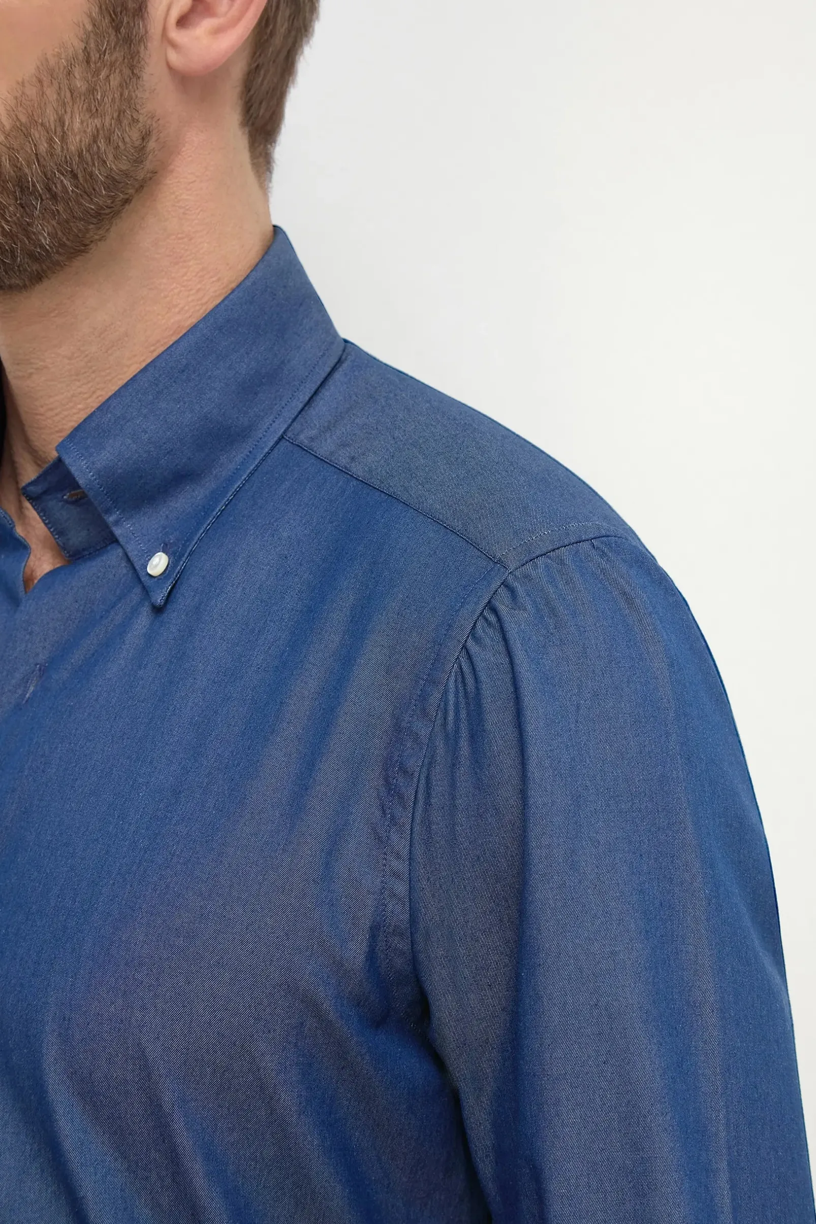 button_down_denim_shirt_s_4.webp Button down denim shirt ”Sartoriale collection” - Made In Italy