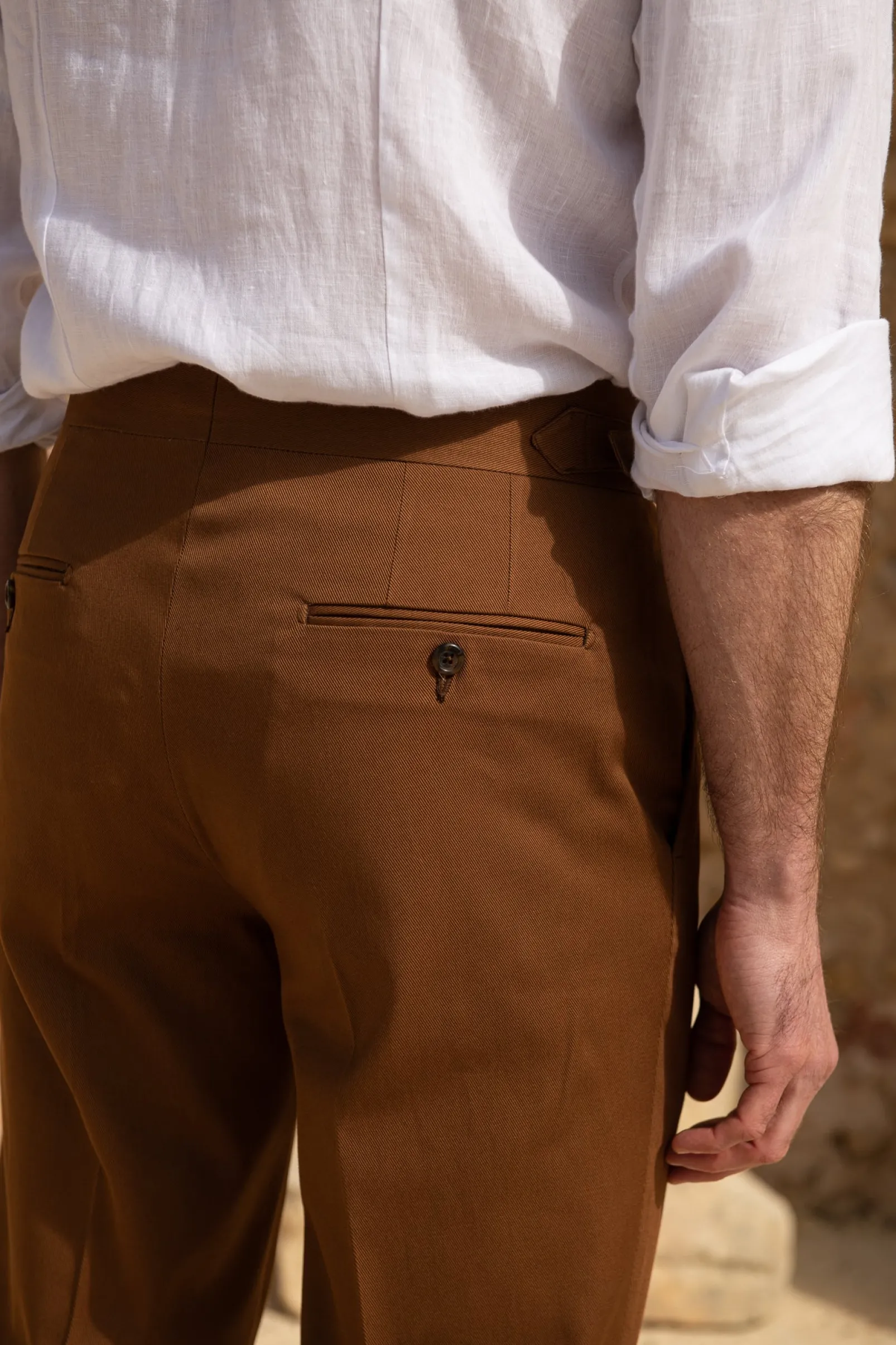 cognac_cotton_trousers_so_1.webp Cognac cotton trousers "Soragna Capsule Collection" - Made in Italy