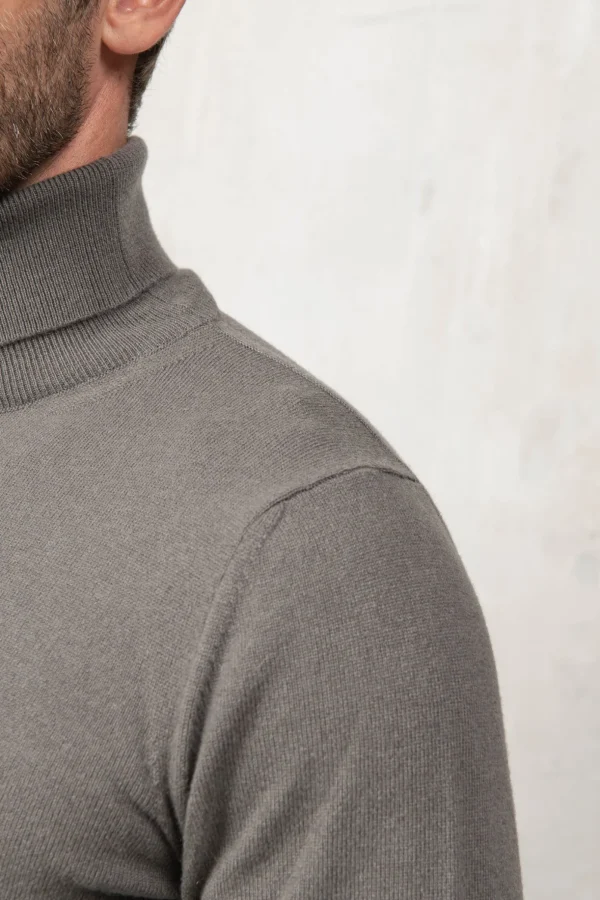 Dark taupe cashmere turtleneck – Made in italy