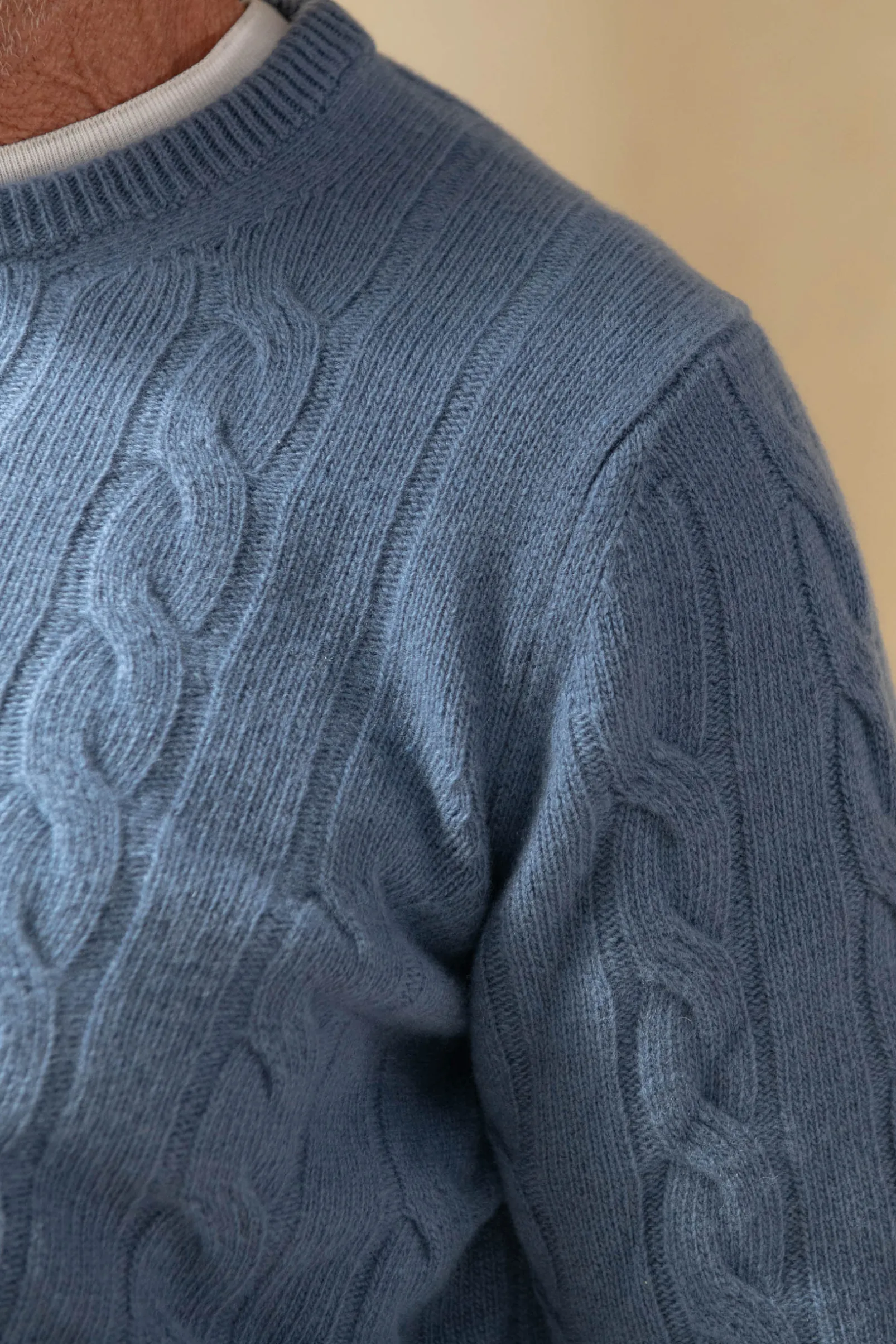 dusty_blue_cable_knit_swe_1.webp Dusty blue cable knit sweater – Made in italy