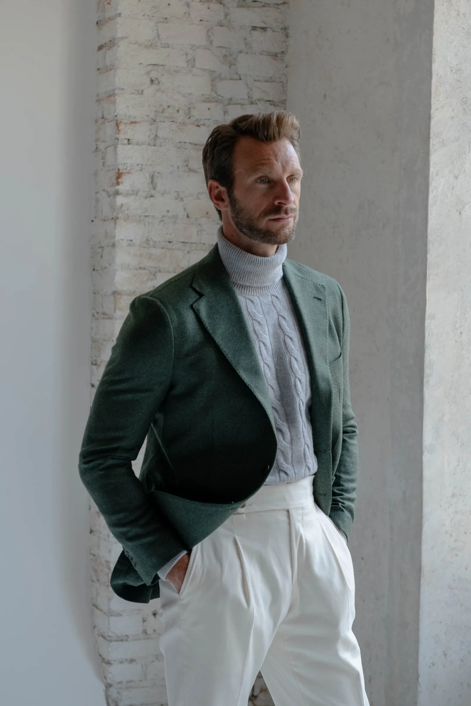 green_jacket_in_wool_and__2.webp Green jacket in wool and cashmere - Made in Italy