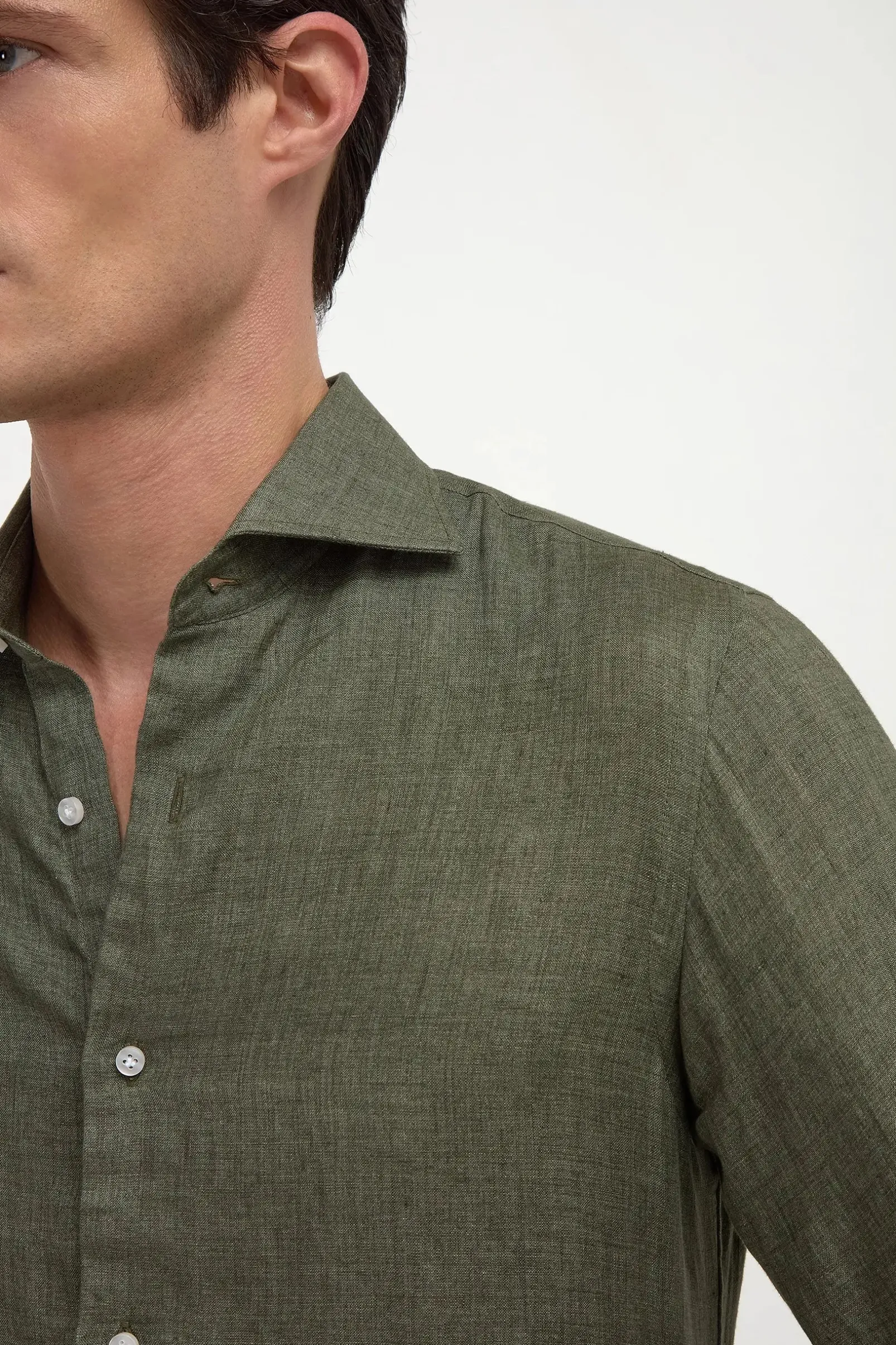 green_linen_shirt__made_i_3.webp Green linen shirt - Made in Italy