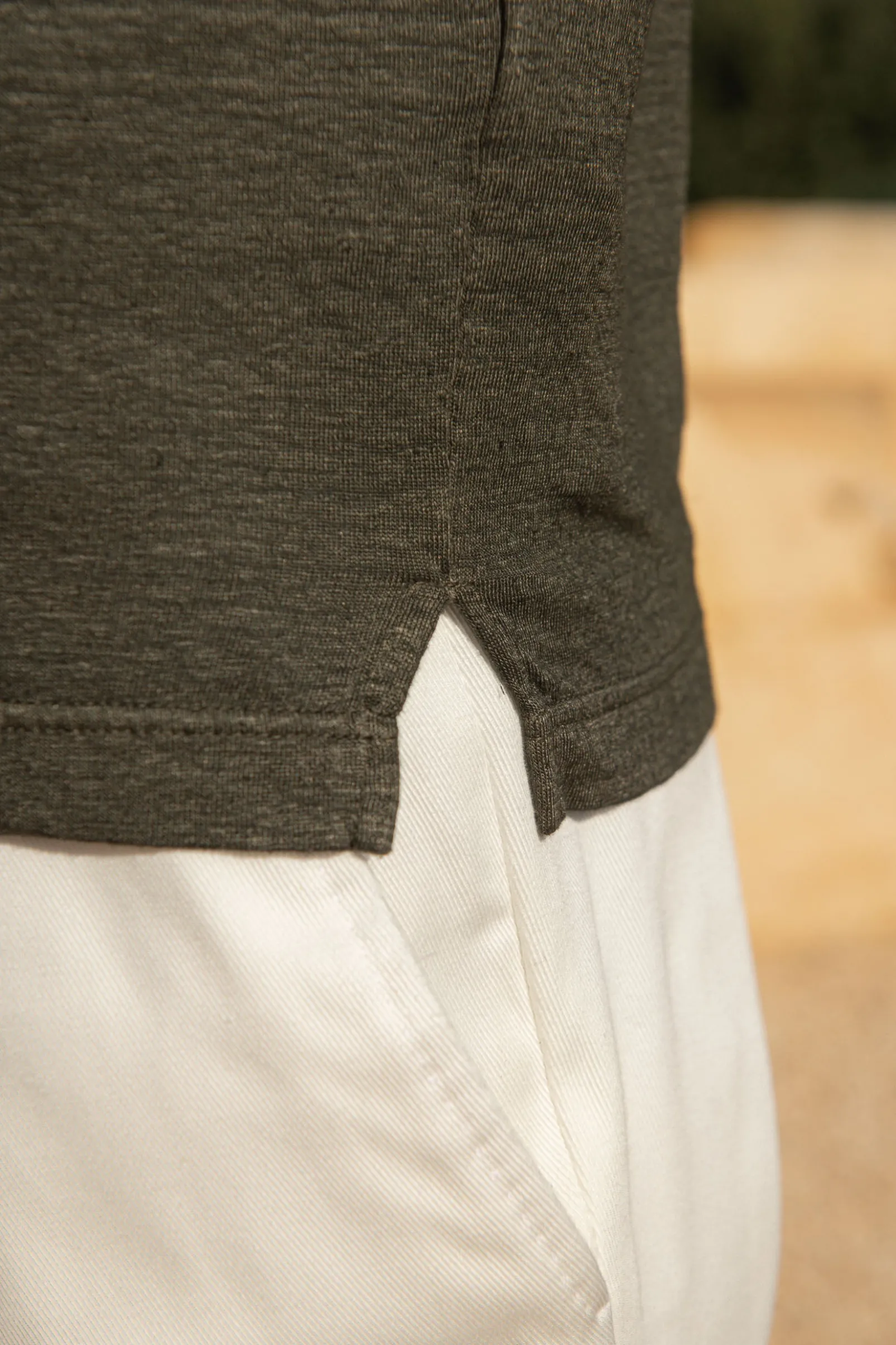 green_linen_tshirt__made__2.webp Green linen t-shirt - Made in Italy