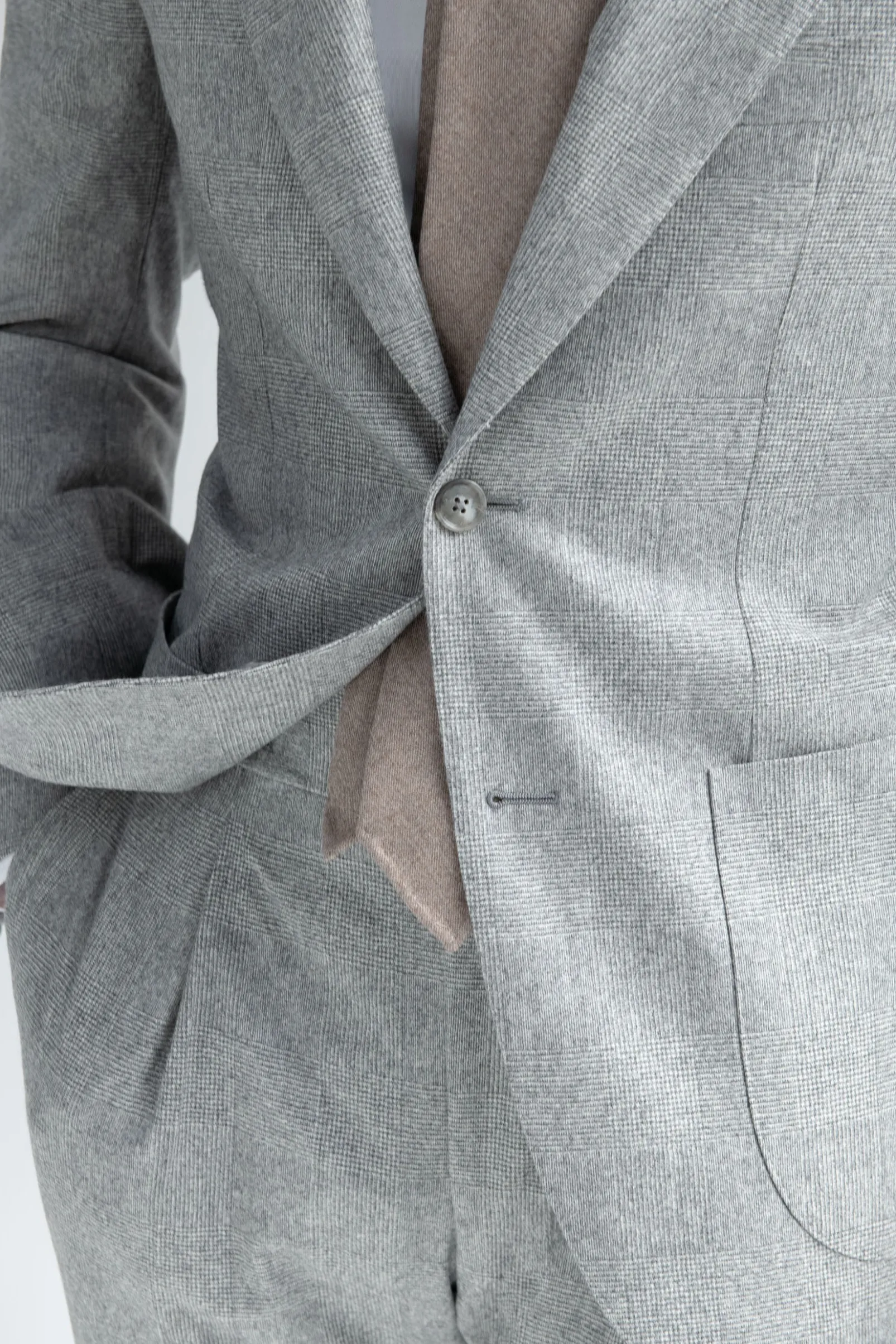 grey_prince_of_wales_suit_4.webp Grey Prince of Wales suit "Soragna Capsule Collection" - Made in Italy