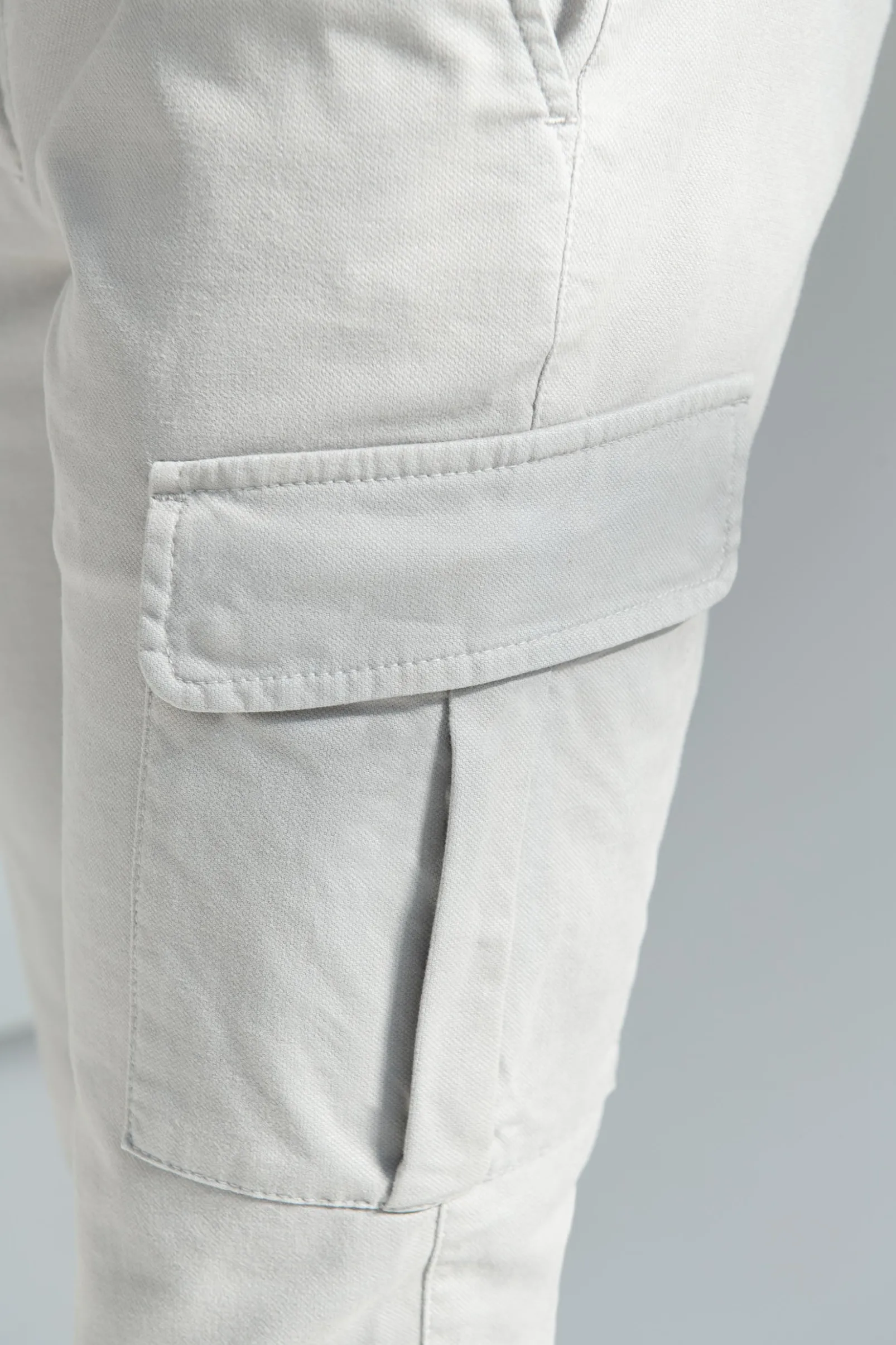 grey_stretch_canvas_cargo_1.webp Grey stretch canvas cargo - Made in Italy
