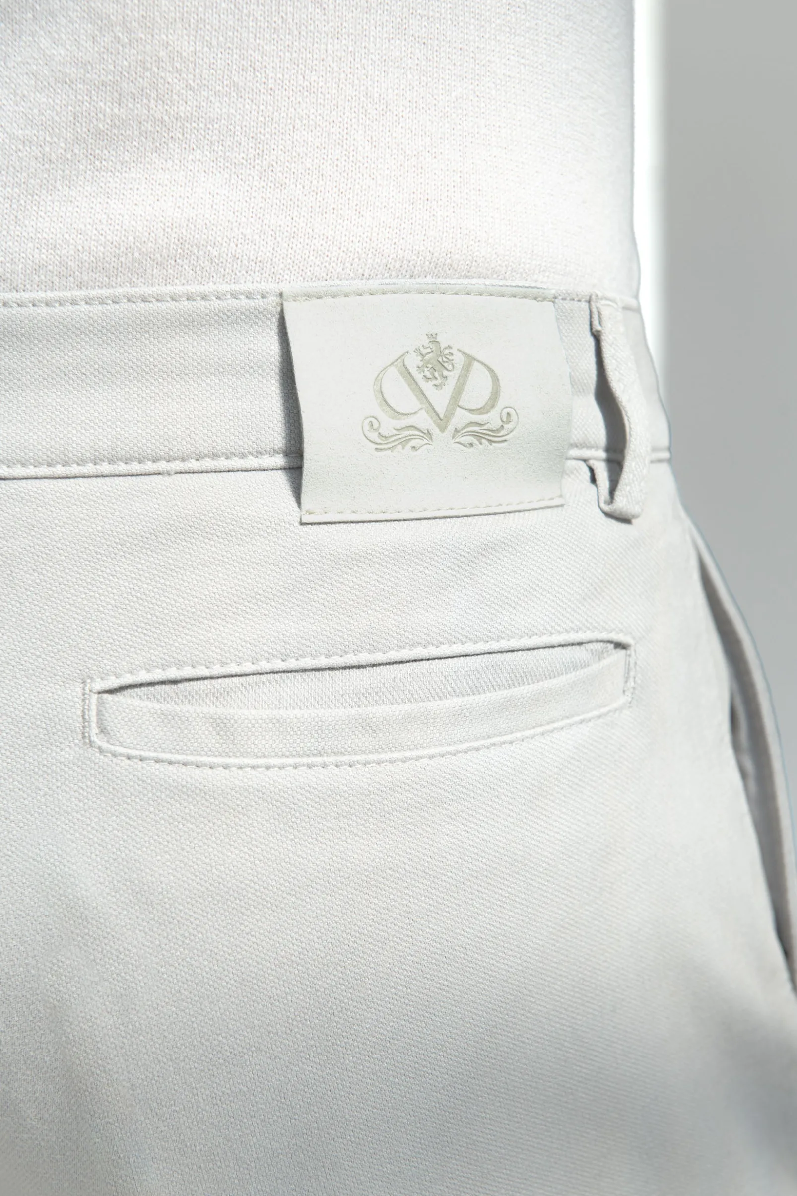 grey_stretch_canvas_cargo_3.webp Grey stretch canvas cargo - Made in Italy