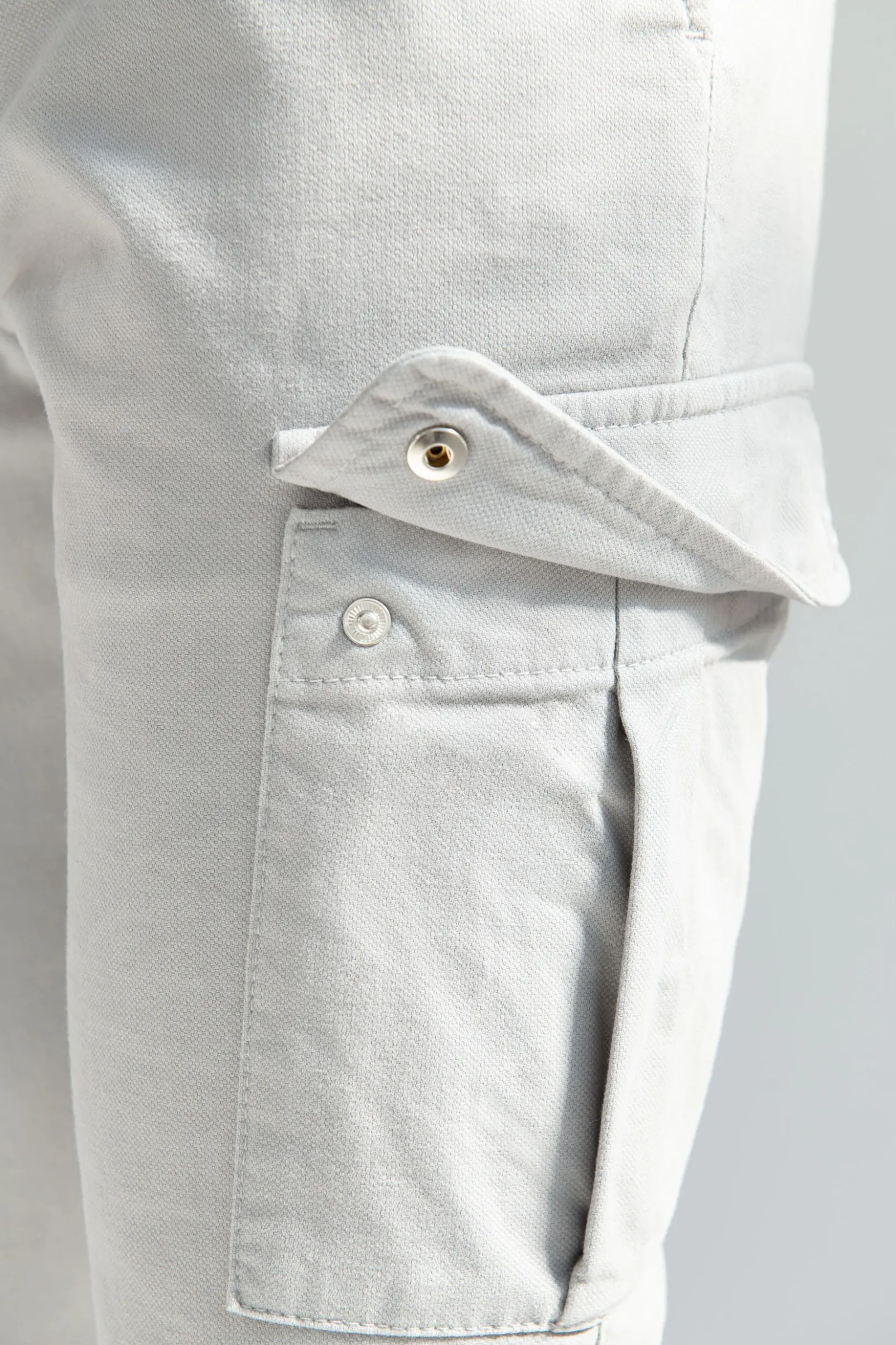 grey_stretch_canvas_cargo_4.webp Grey stretch canvas cargo - Made in Italy