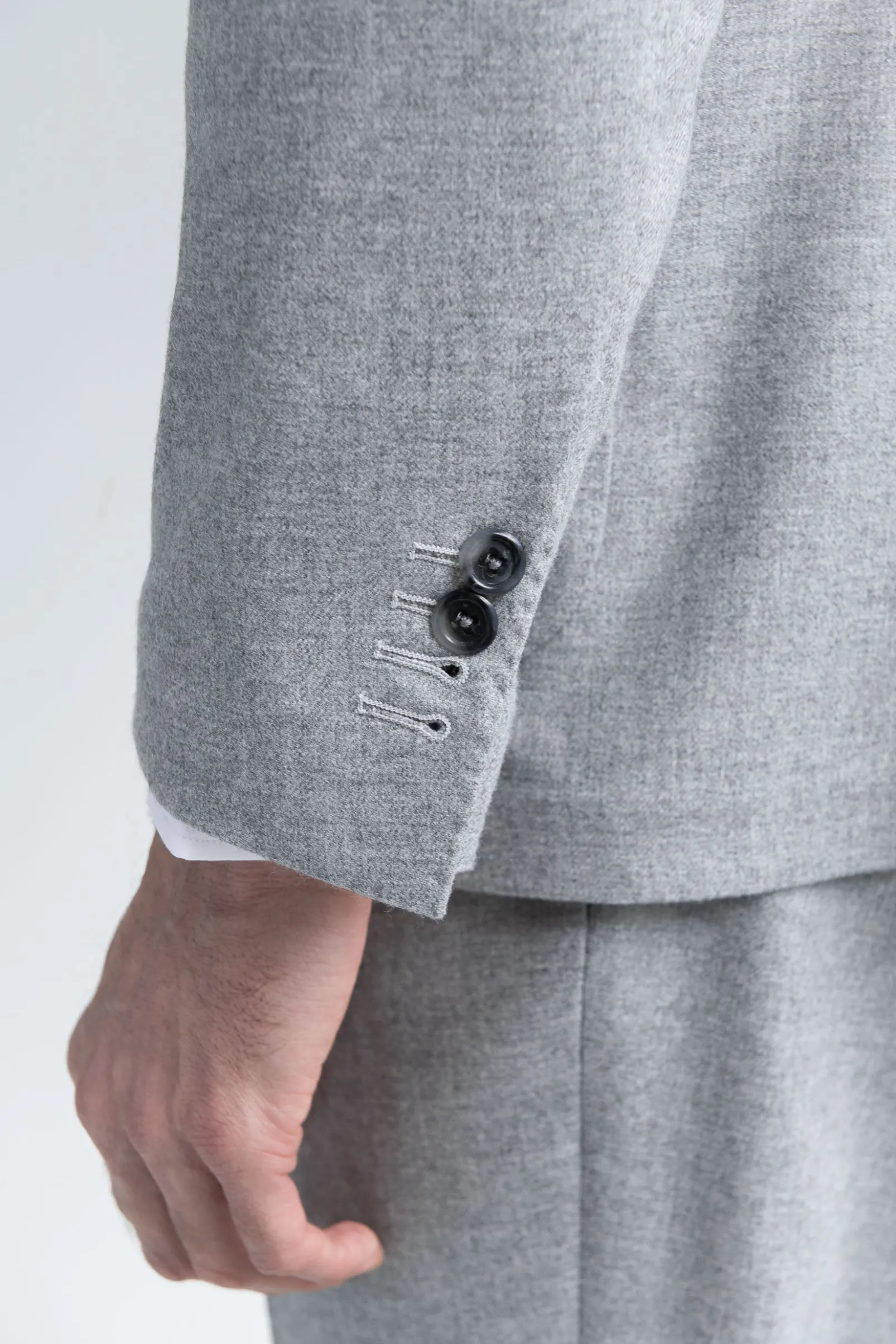 grey_wool_and_cashmere_do_2.webp Grey wool and cashmere double breasted suit - Made in Italy
