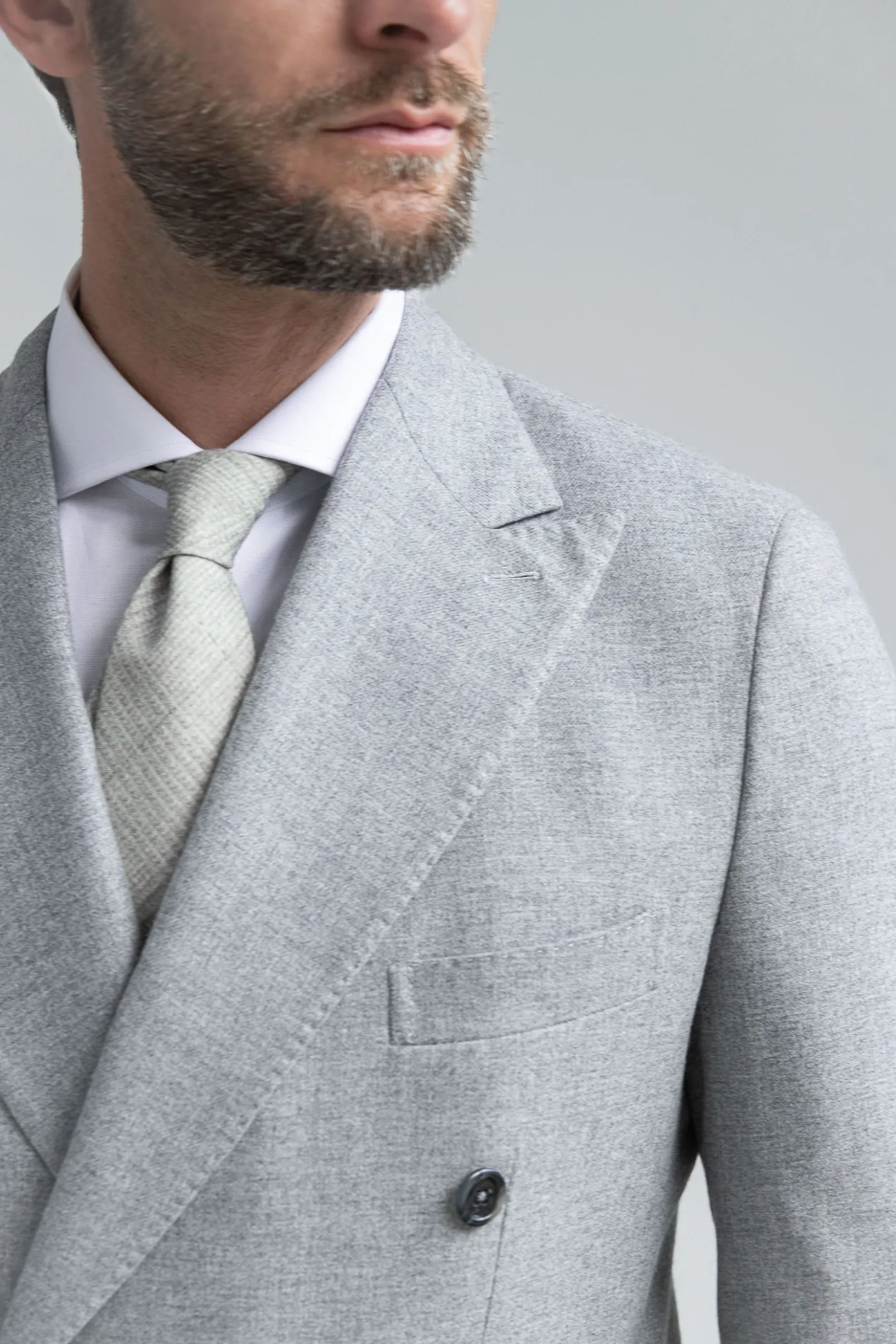 grey_wool_and_cashmere_do_3.webp Grey wool and cashmere double breasted suit - Made in Italy