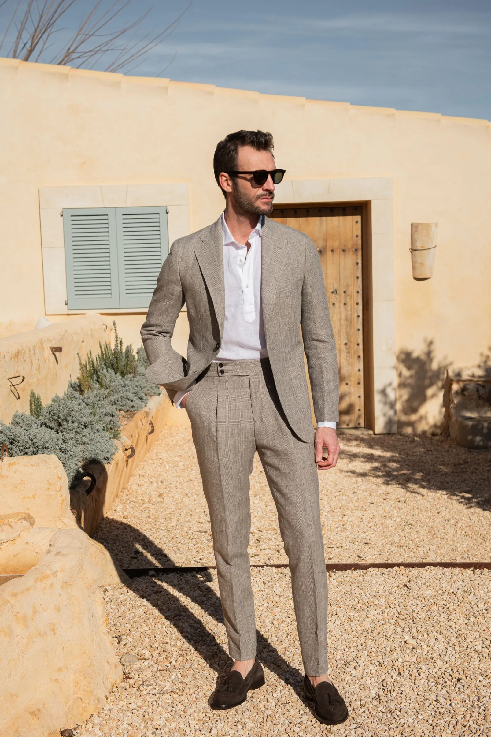 hazelnut_prince_of_wales__1.webp Hazelnut Prince of Wales wool and linen suit - Made in Italy