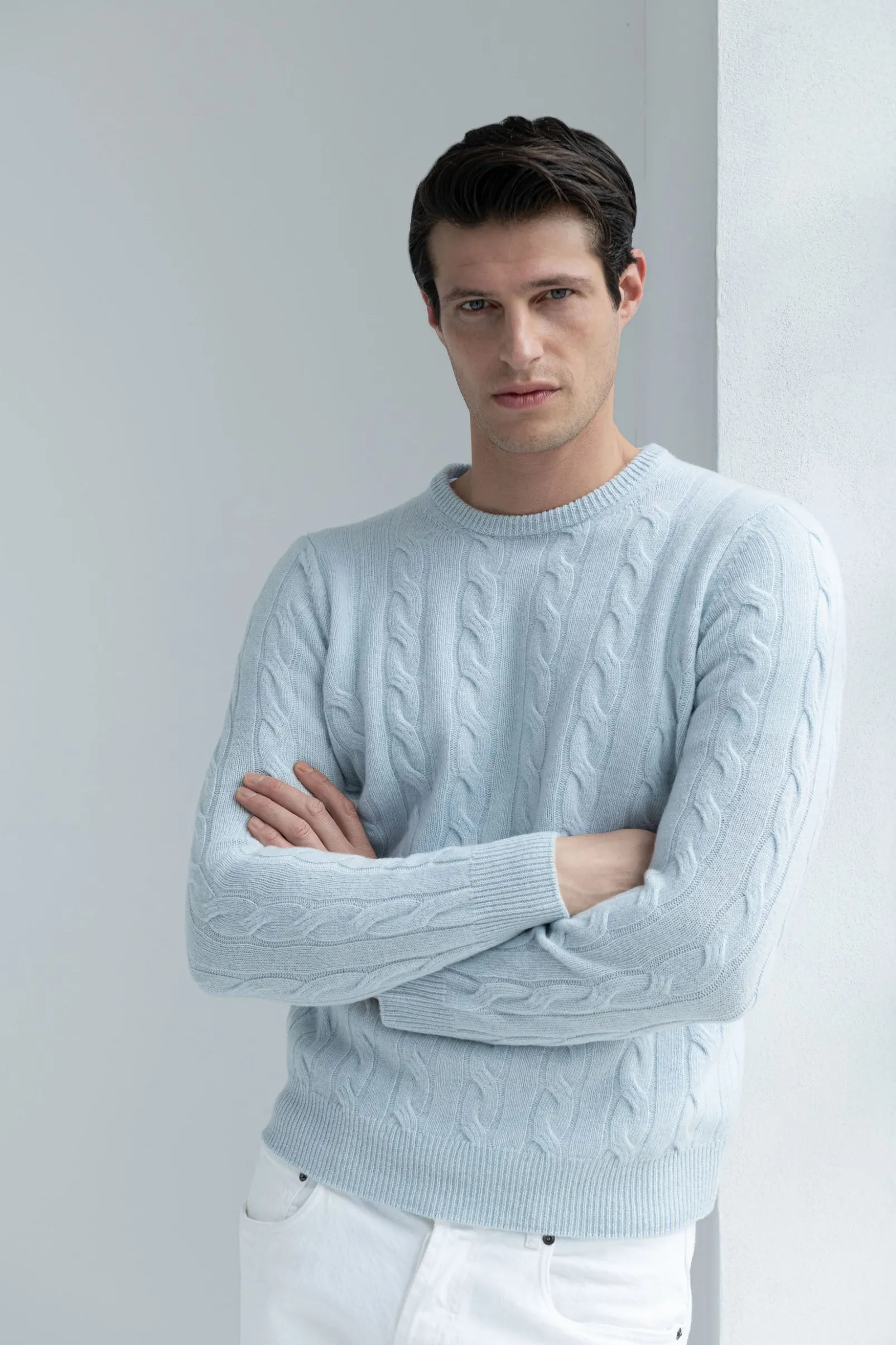 light_blue_cable_knit_swe_0.webp Light blue cable knit sweater – Made in italy