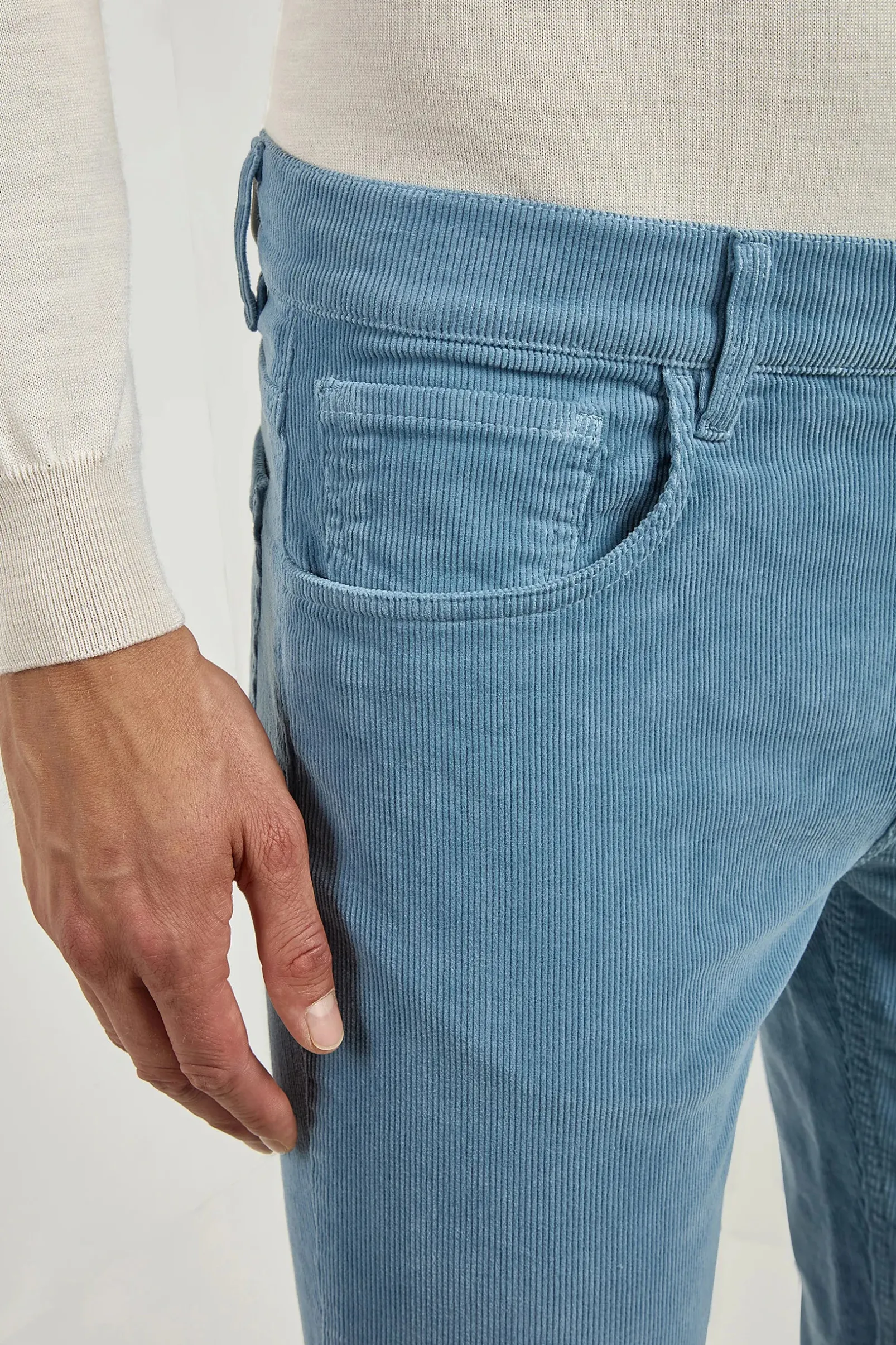 light_blue_corduroy__pock_2.webp Light blue corduroy 5 Pocket - Made in Italy