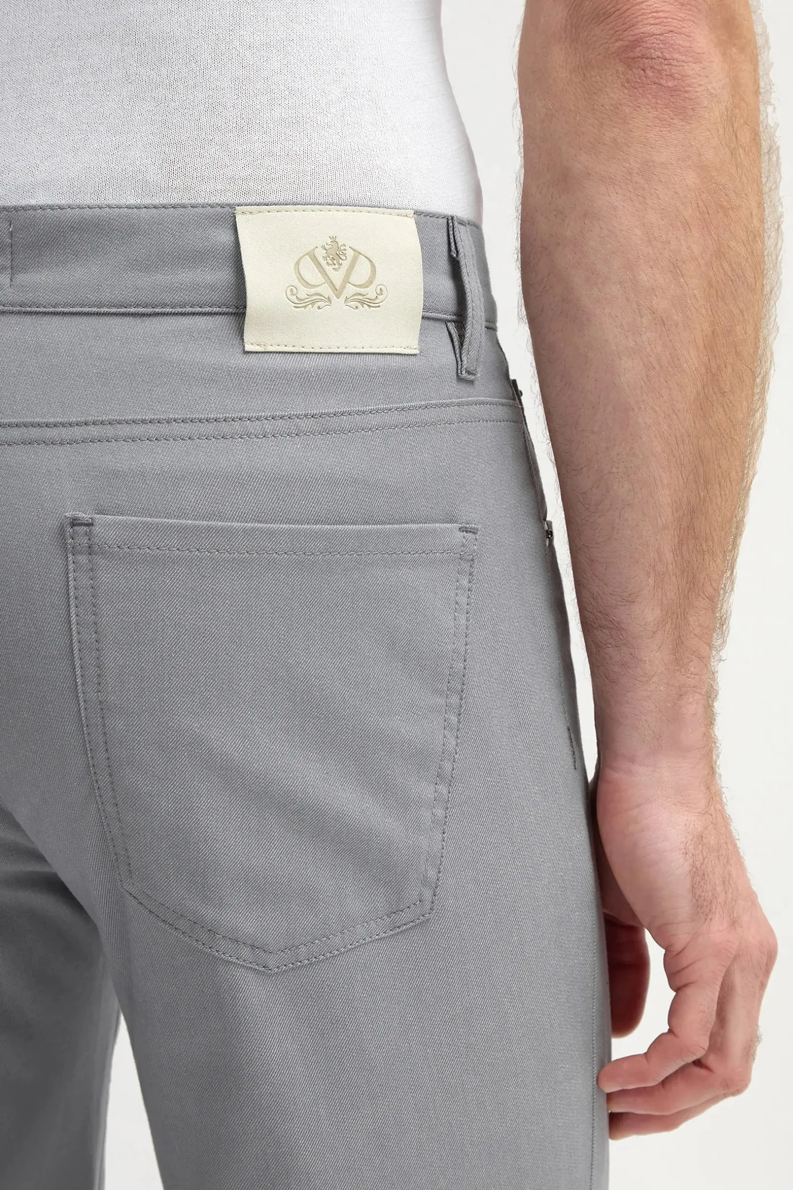 light_grey__pocket_trouse_1.webp Light grey 5 pocket trousers - Made in Italy