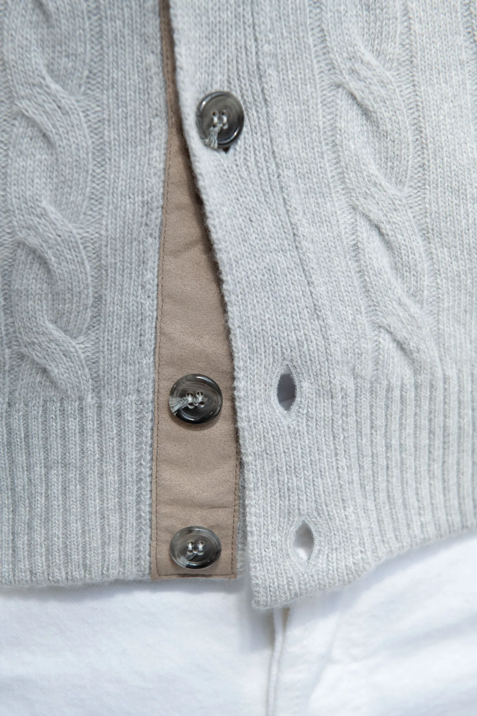 light_grey_cable_knit_car_2.webp Light grey cable knit cardigan – Made in Italy