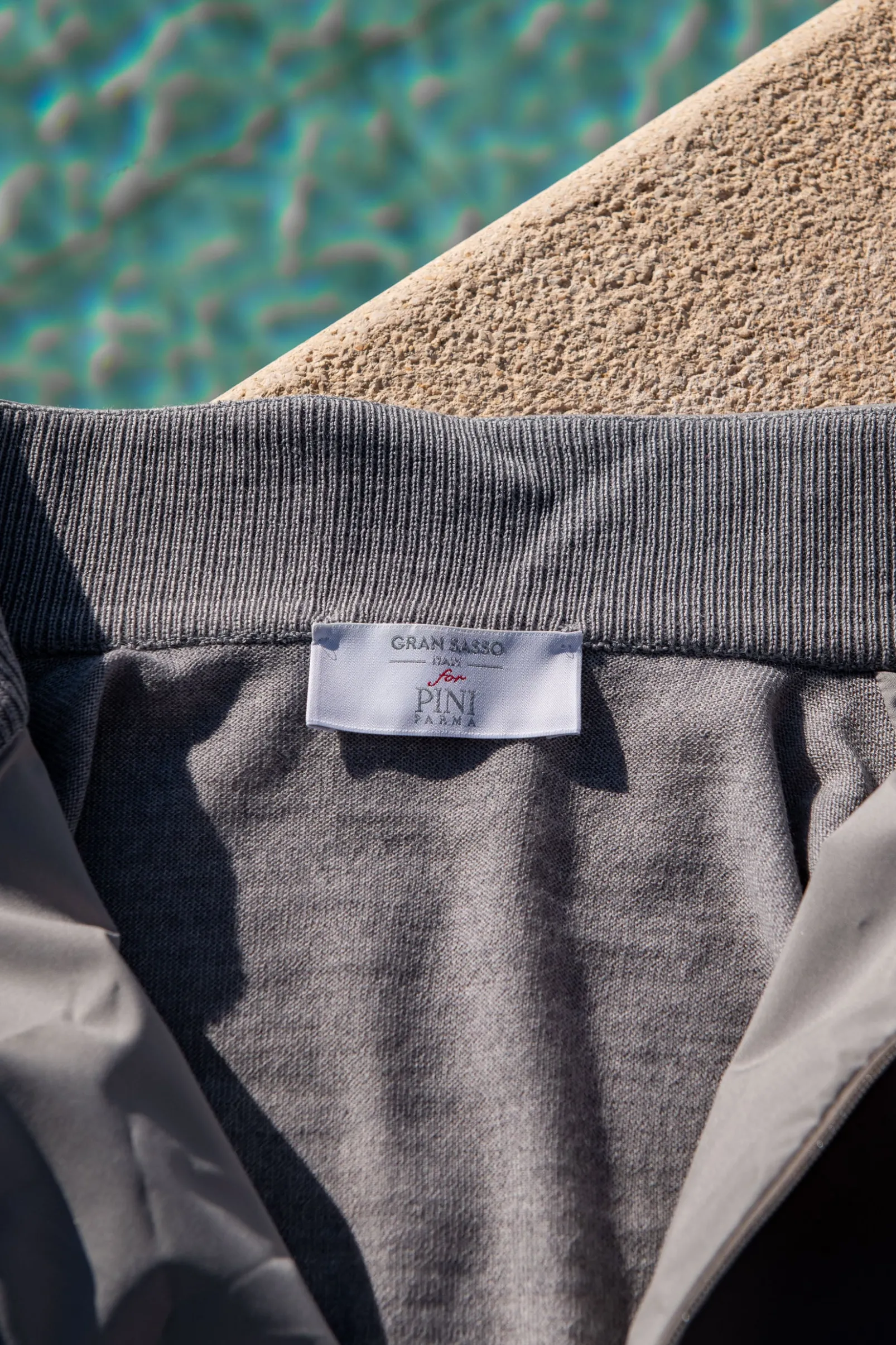 light_grey_knit__nylon_bo_3.webp Light grey knit & nylon bomber jacket – Made in Italy