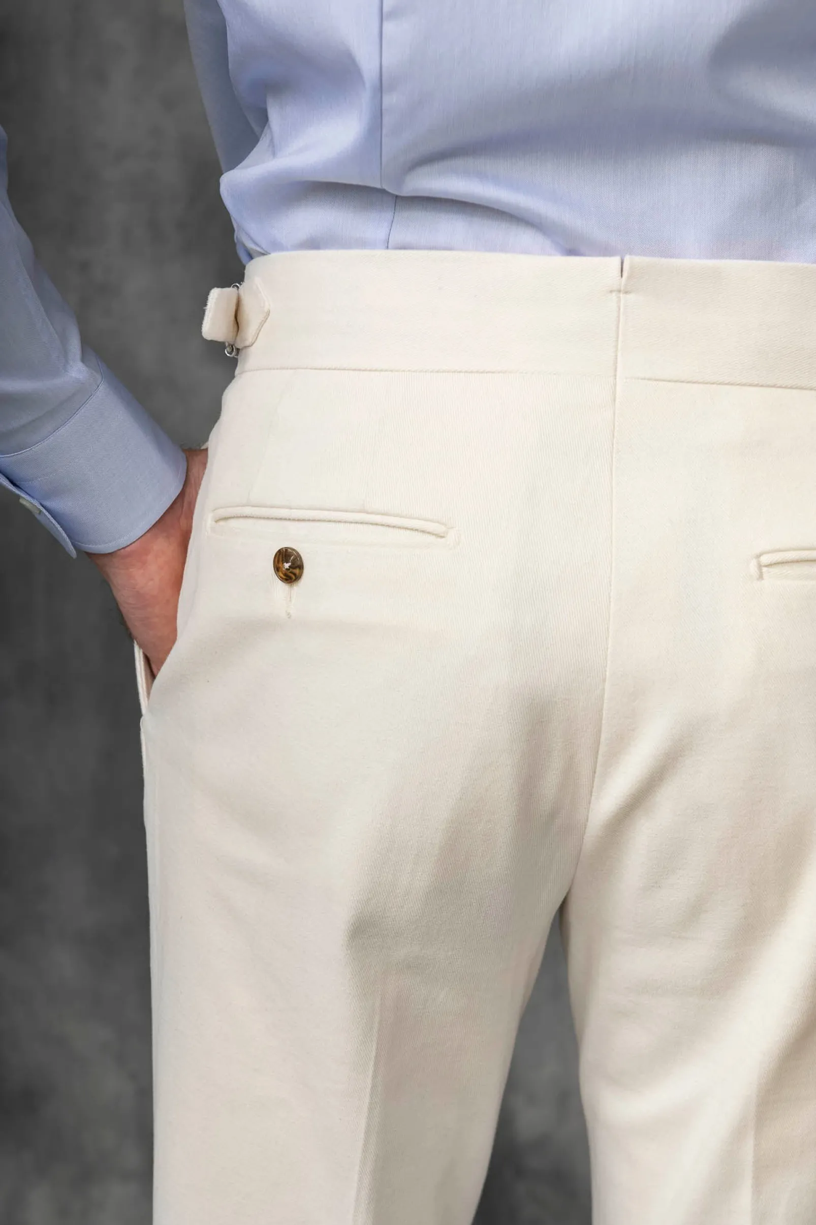 offwhite_cotton_soragna_t_2.webp Off-white cotton Soragna trousers - Made in Italy