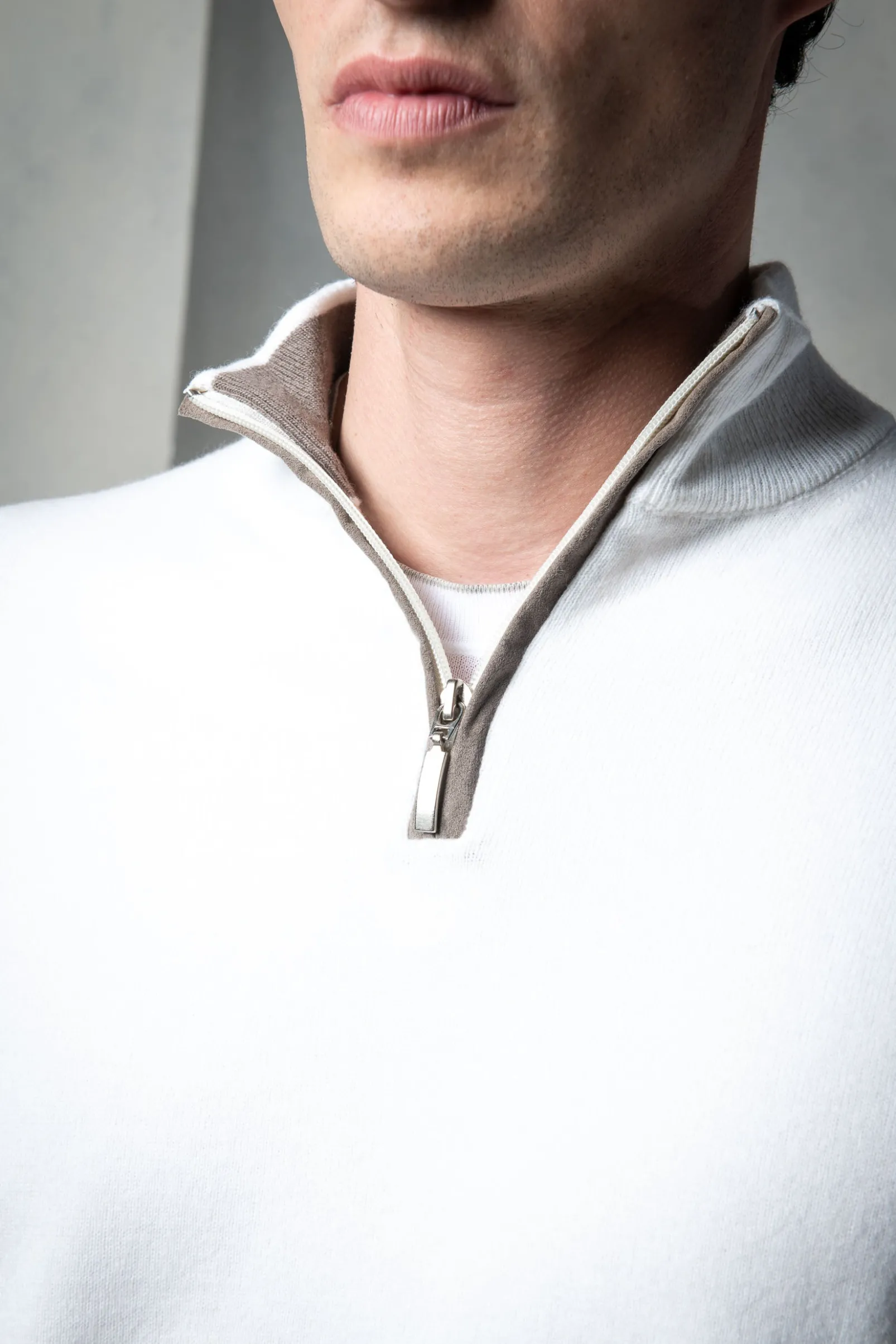 offwhite_wool_and_cashmer_1.webp Off-white wool and cashmere half zip - Made in Italy
