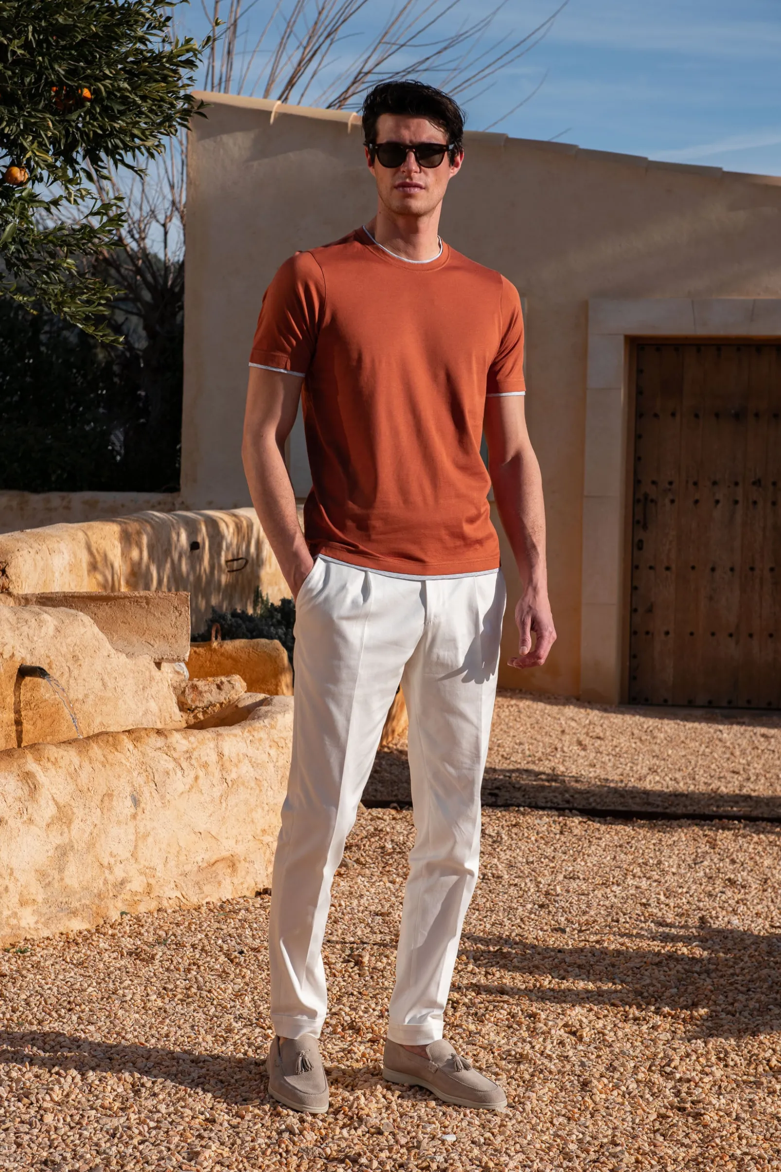rusty_cotton_tshirt_with__5.webp Rusty cotton t-shirt with collar detail - Made in Italy