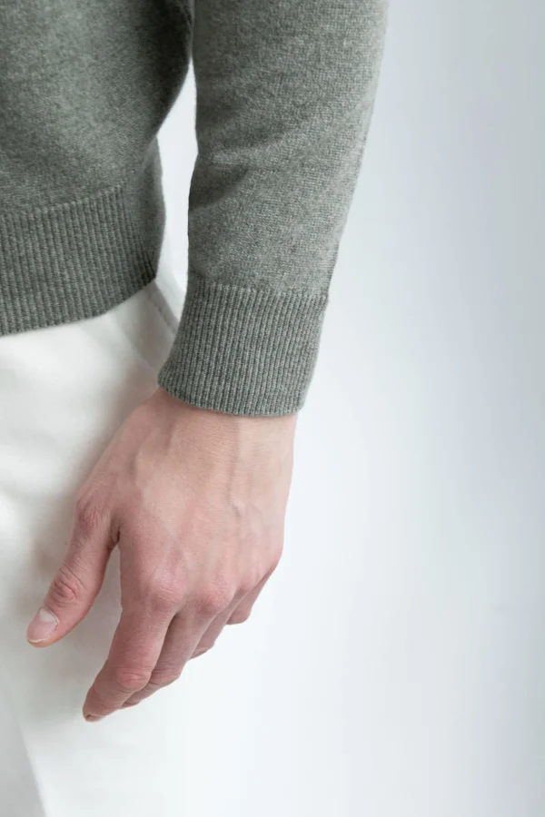 Sage cashmere round neck – Made in italy
