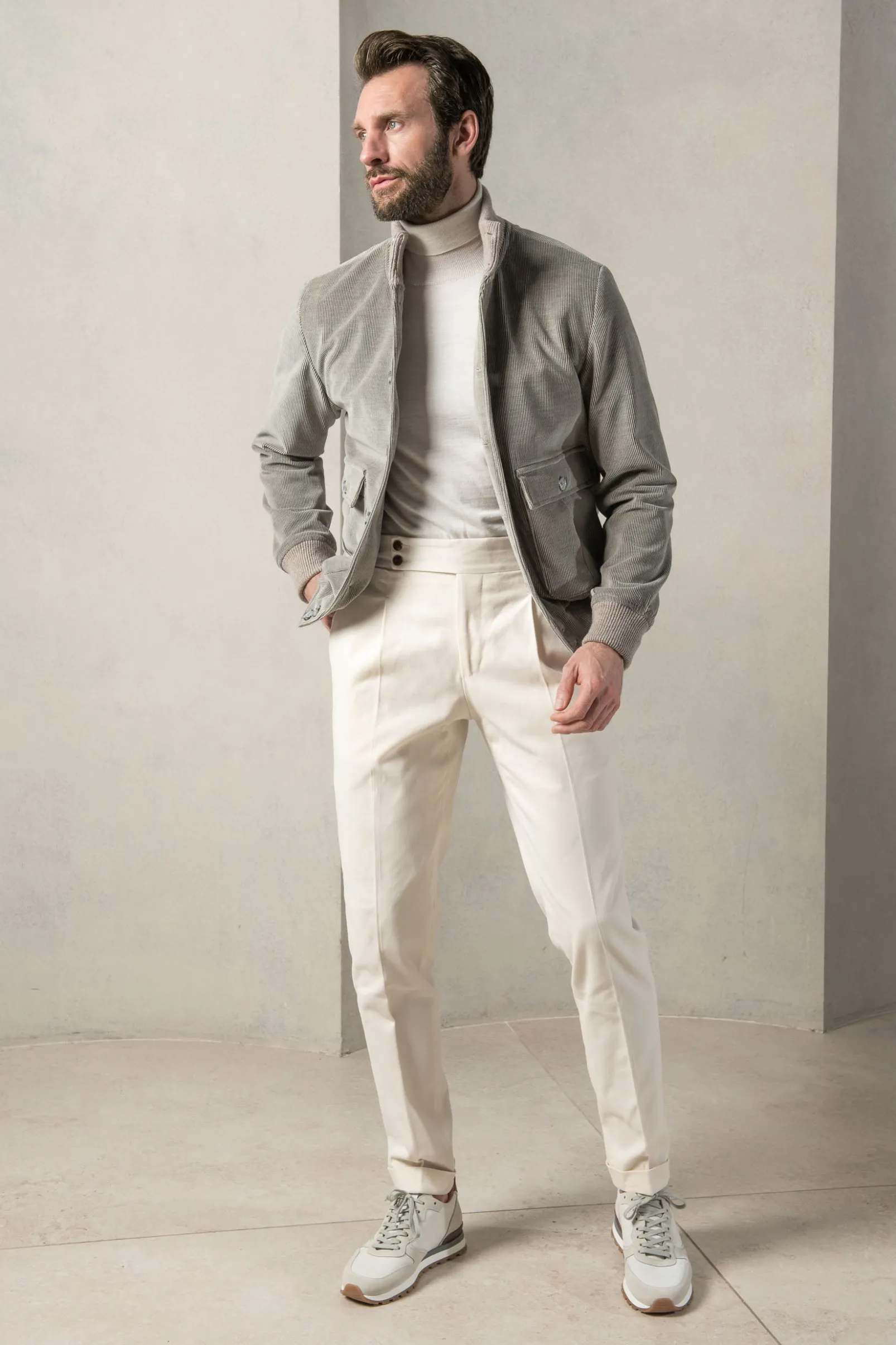 sage_corduroy_bomber_jack_3.webp Sage corduroy bomber jacket – Made in Italy