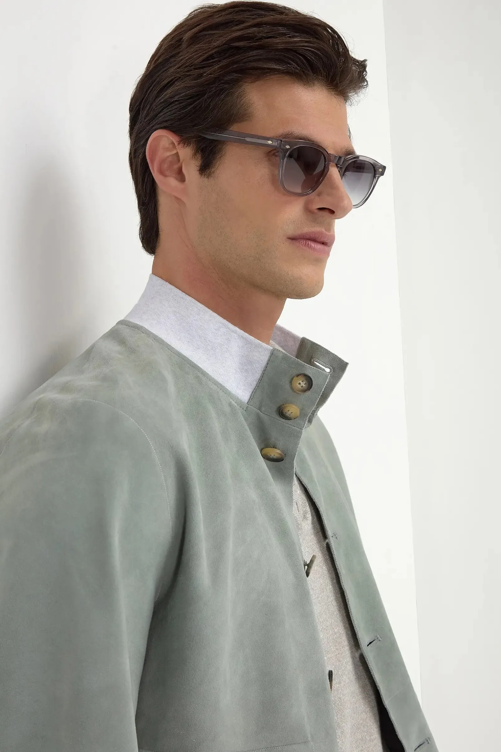 sage_suede_bomber__made_i_4.webp Sage suede bomber – Made in Italy