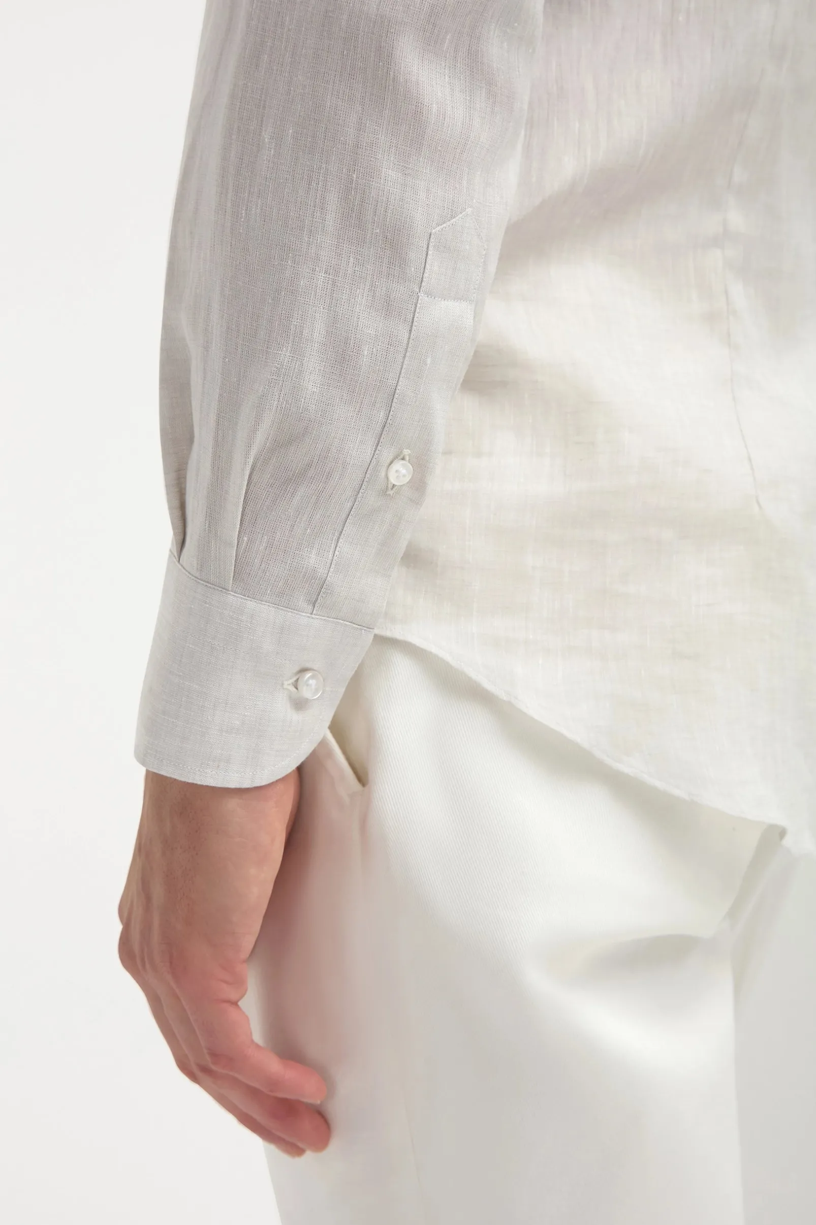 sand_linen_shirt__made_in_3.webp Sand linen shirt - Made in Italy