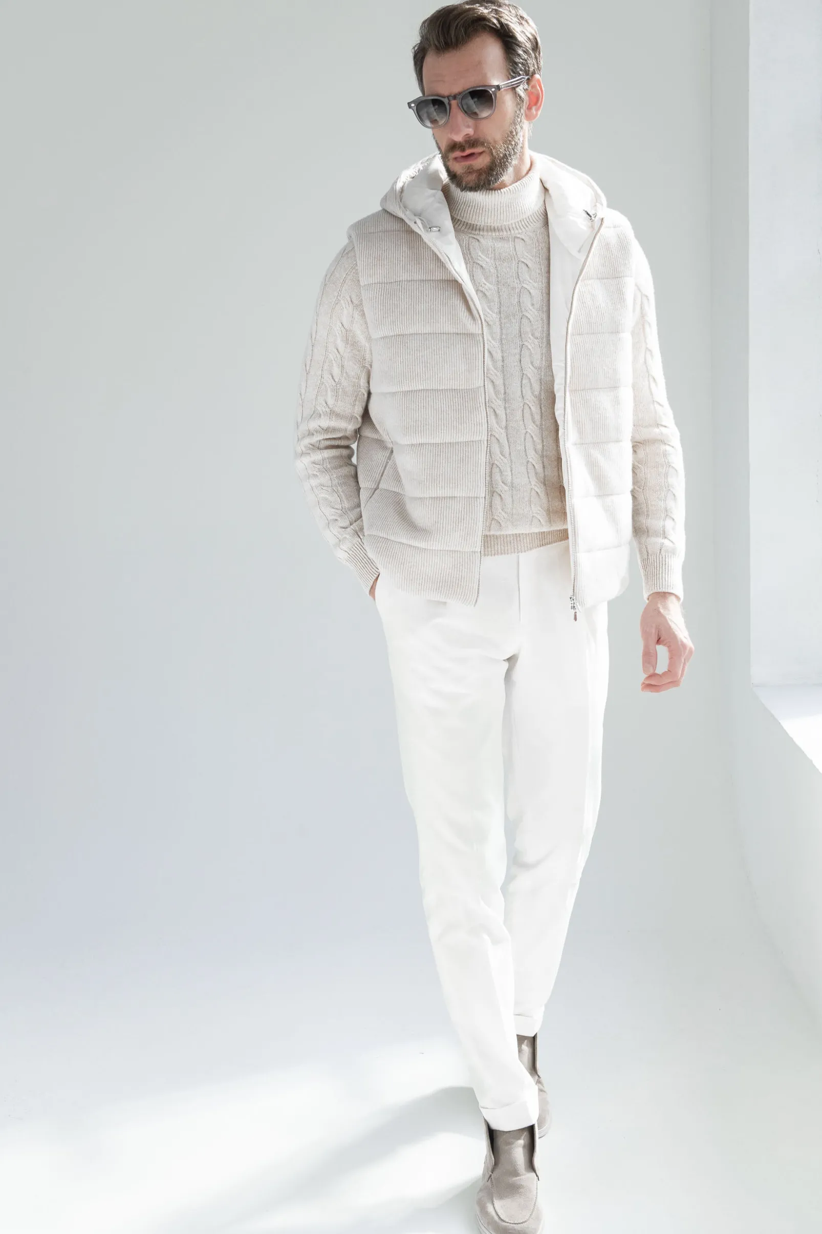 sand_ribbed_cashmere_blen_4.webp Sand ribbed cashmere blend vest - Made in Italy