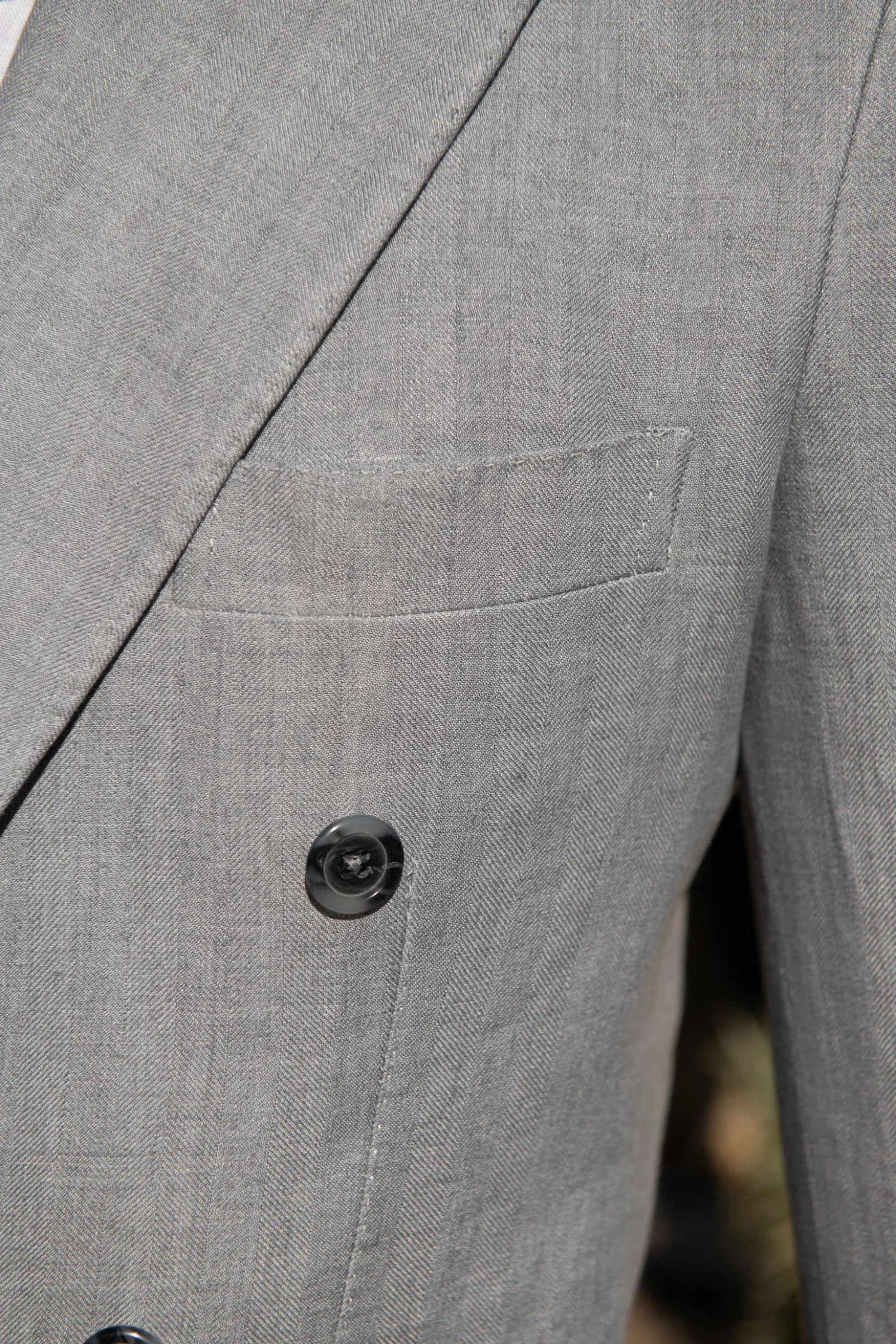 sky_grey_herringbone_doub_3.webp Sky grey herringbone double breasted linen jacket - Made in Italy