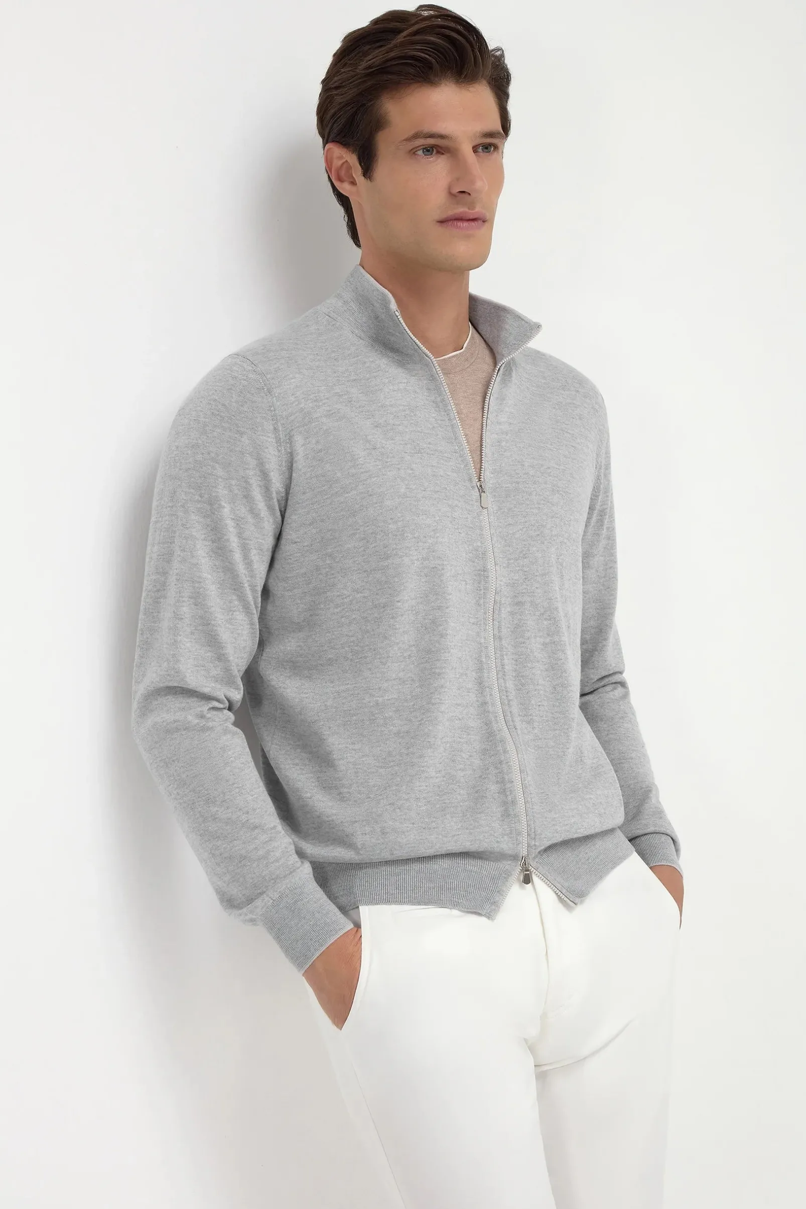 sky_grey_tasmanian_wool_f_0.webp Sky grey Tasmanian wool full zip cardigan - Made in Italy