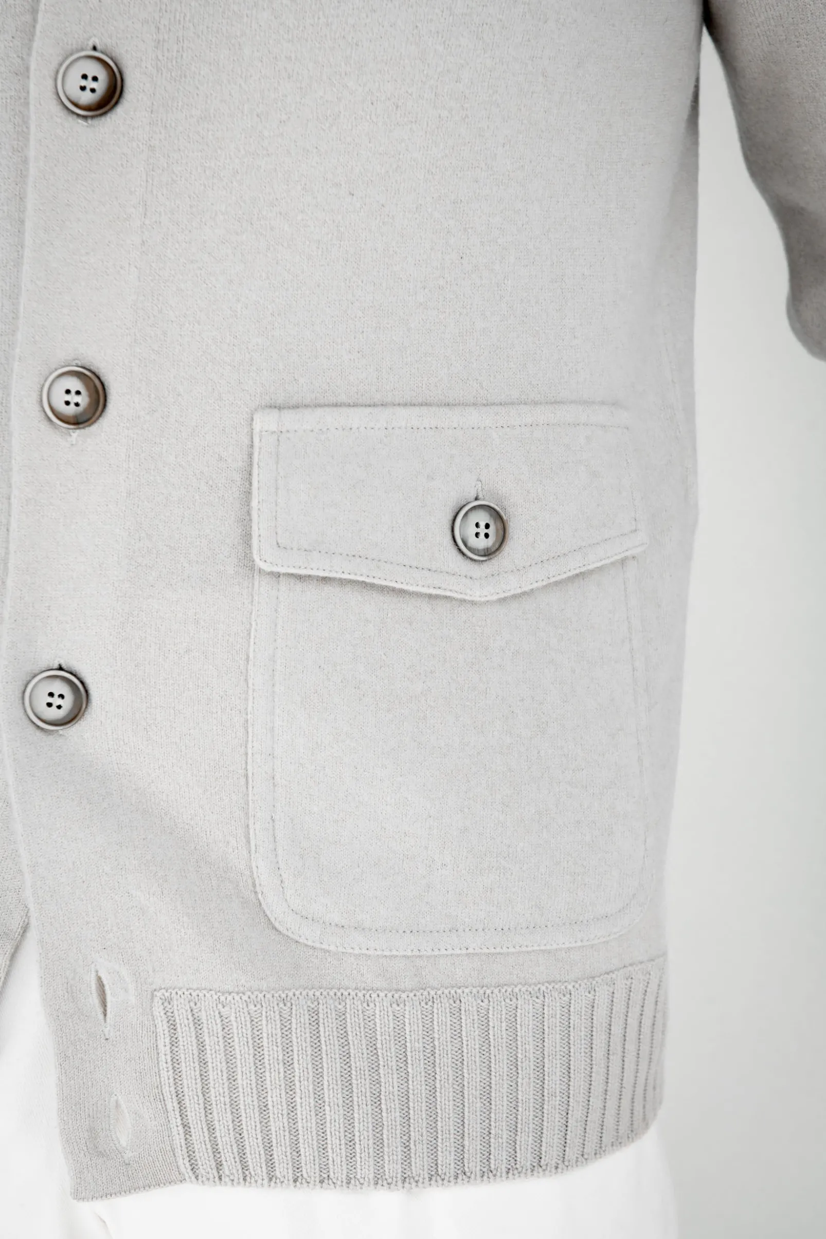 stone_cashmere_knitted_bo_3.webp Stone Cashmere Knitted Bomber – Made in Italy