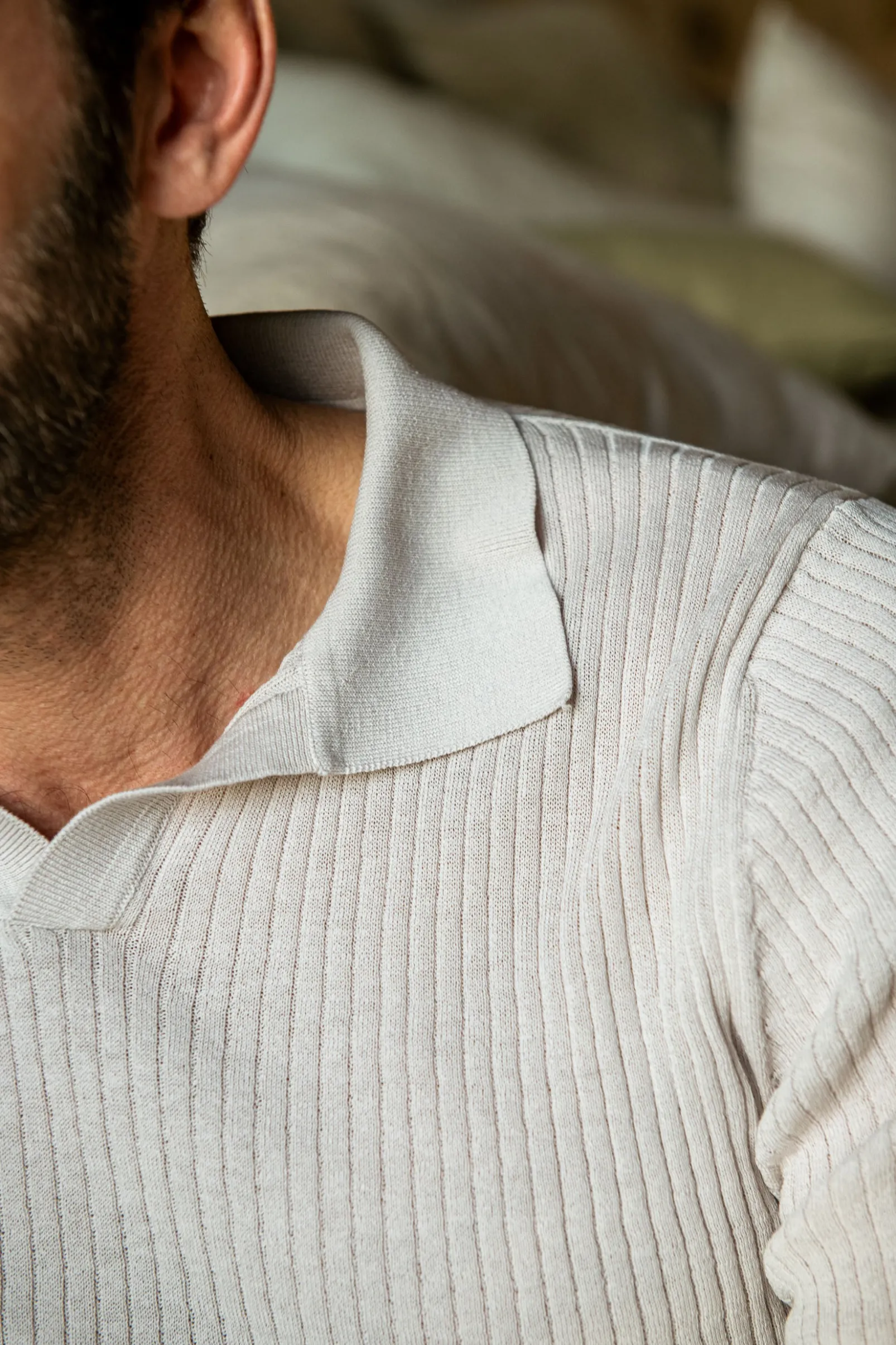 stone_thin_ribs_knit_polo_1.webp Stone thin ribs knit polo - Made in Italy