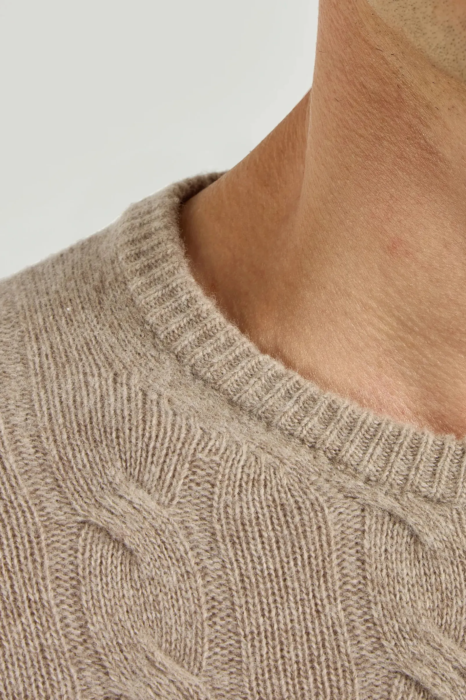 taupe_cable_knit_sweater__1.webp Taupe cable knit sweater – Made in italy