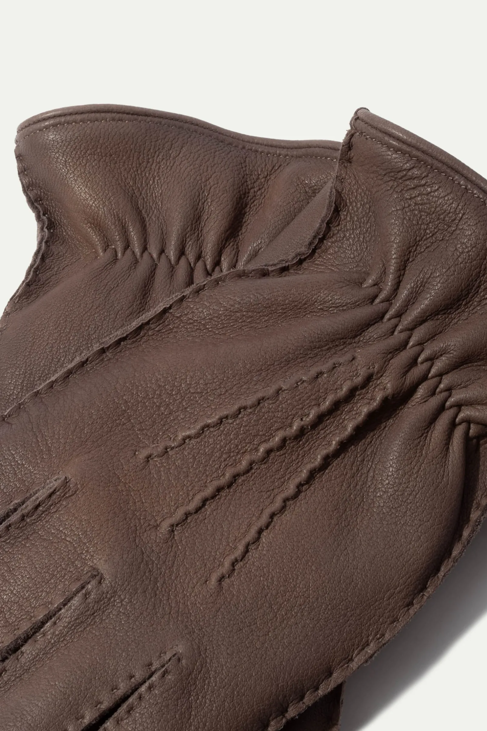 taupe_cashmere_lined_deer_1.webp Taupe Cashmere Lined Deerskin Leather Gloves - Made in Italy
