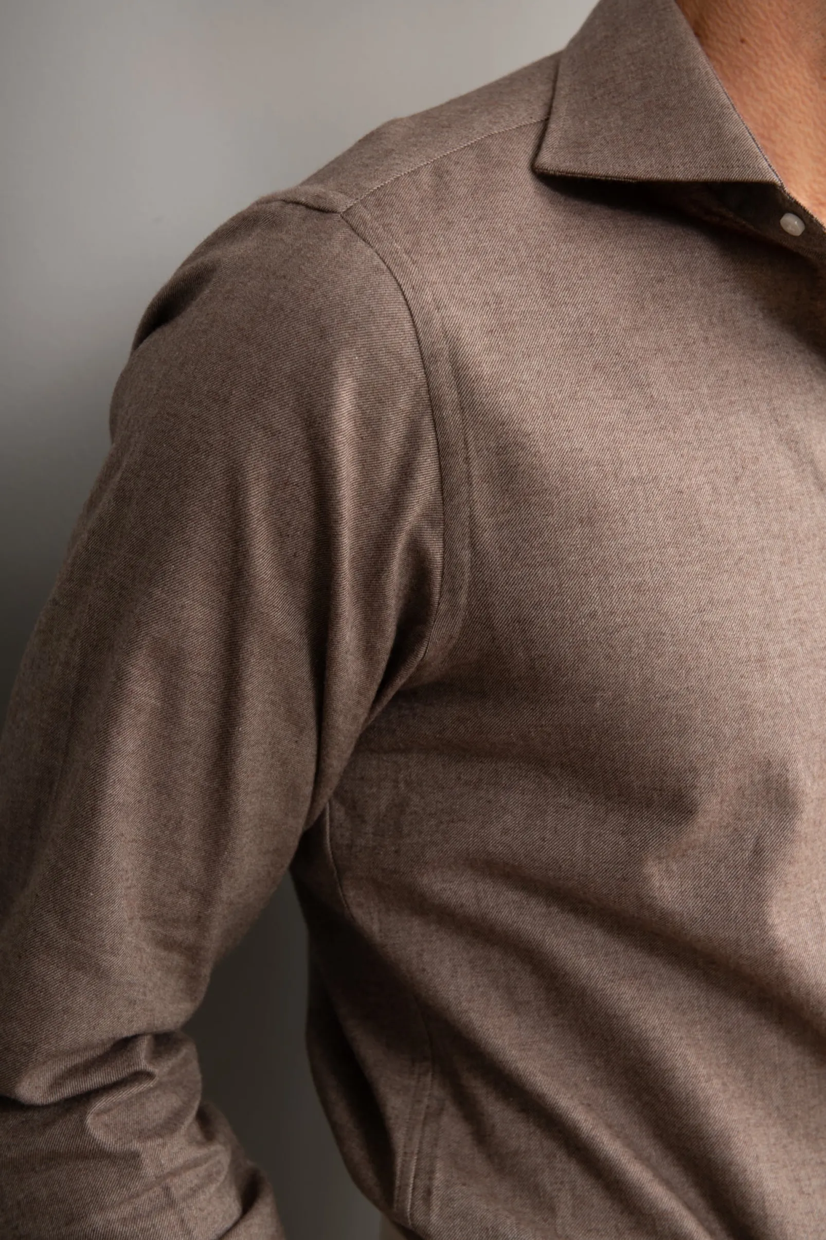 taupe_shirt__flannel_touc_4.webp Taupe Shirt - Flannel Touch - Made in Italy