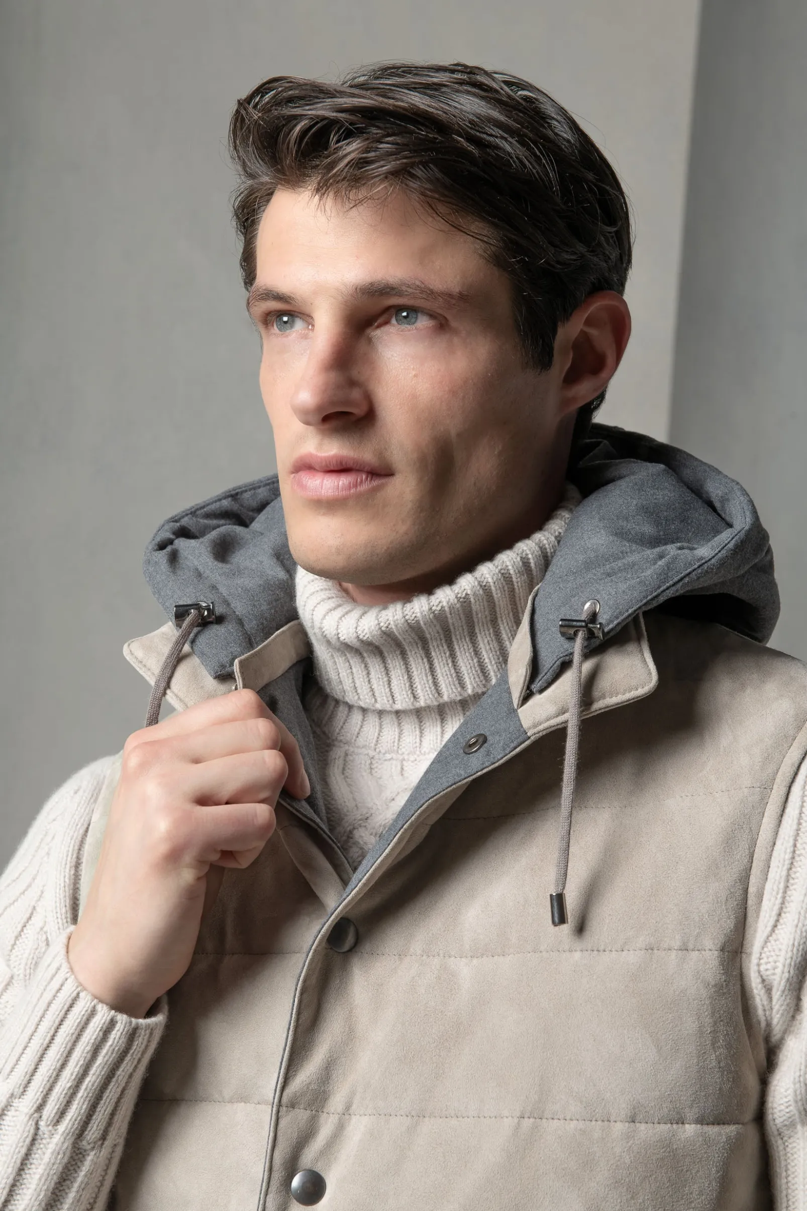 taupe_suede_padded_vest___3.webp Taupe suede padded vest - Made in Italy